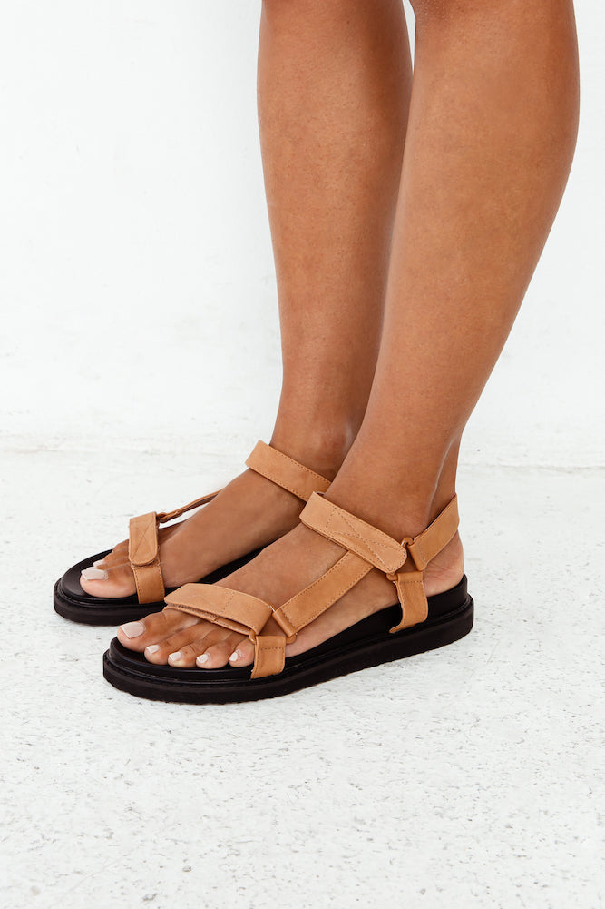 BILLINI Zak Sandals Sugar Brown-Seaa Fashion