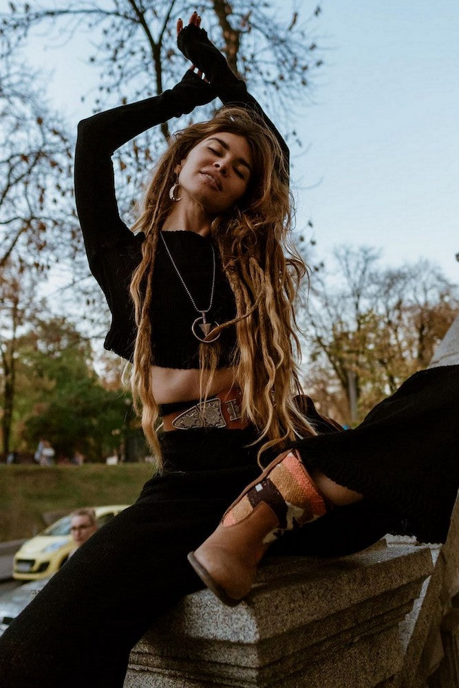 Ancient Names Knit Set Black-Seaa Fashion