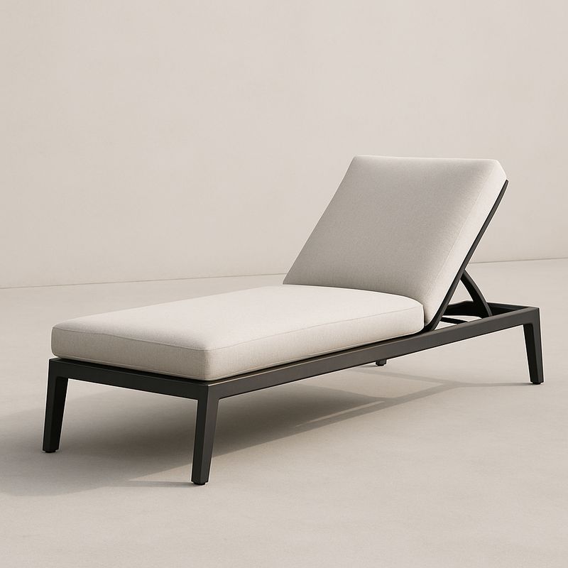 Aluminium Sonnenliege mit cremefarbenem Polyesterbezug