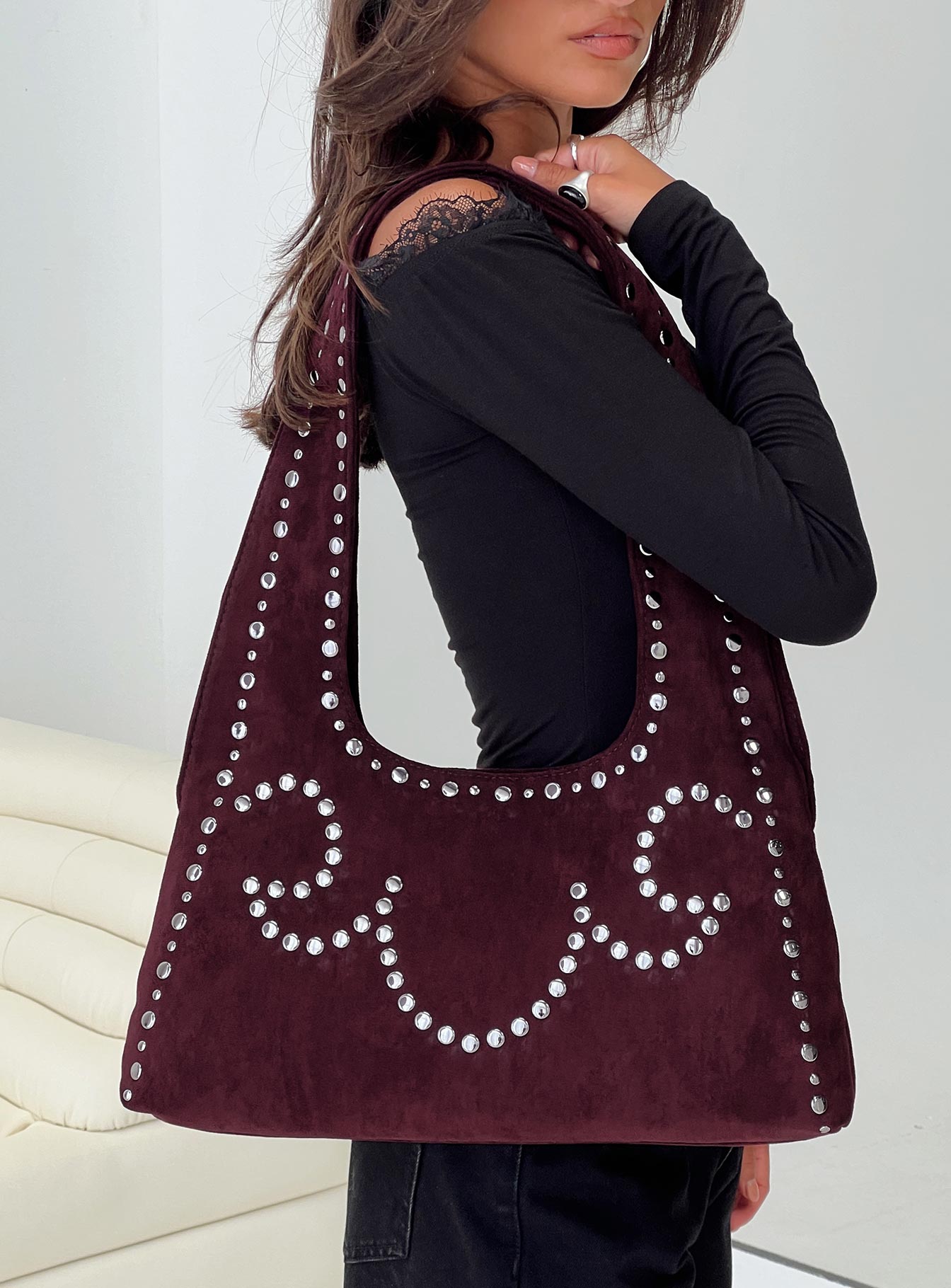 Lemoni Faux Suede Stud Bag Burgundy-Vipp Girl