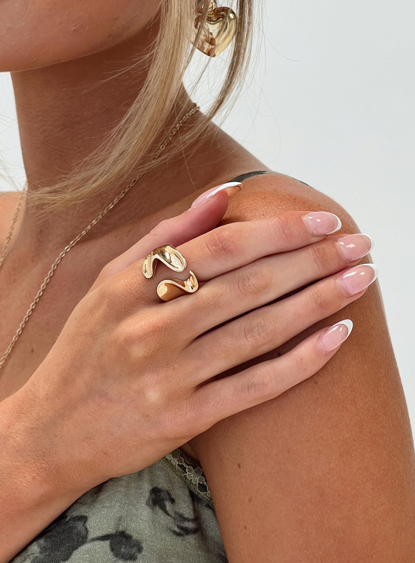 Clanton Ring Gold-Vipp Girl