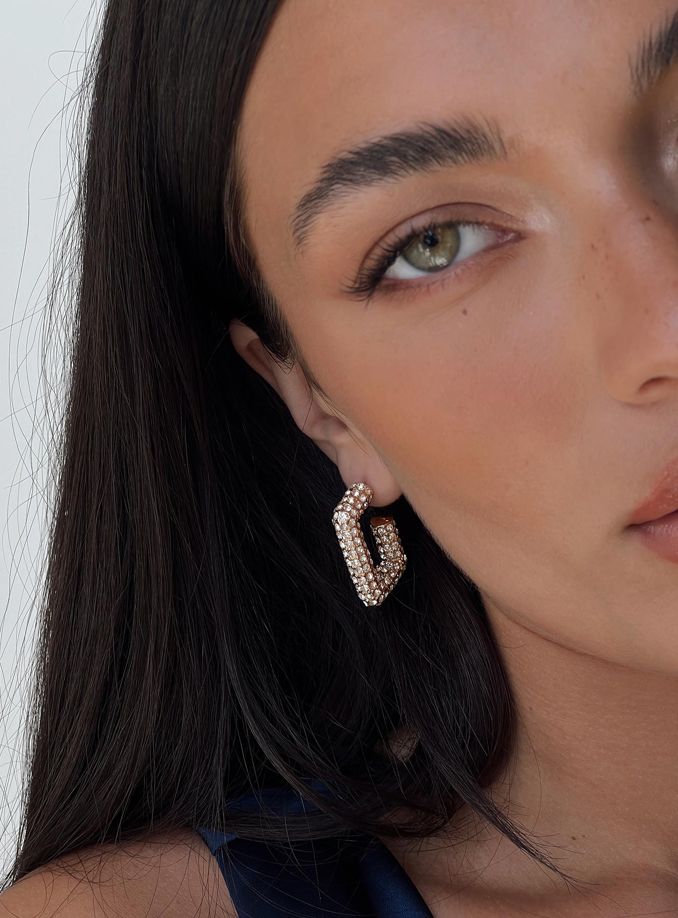 Diamonds Dancing Earrings Gold-Vipp Girl