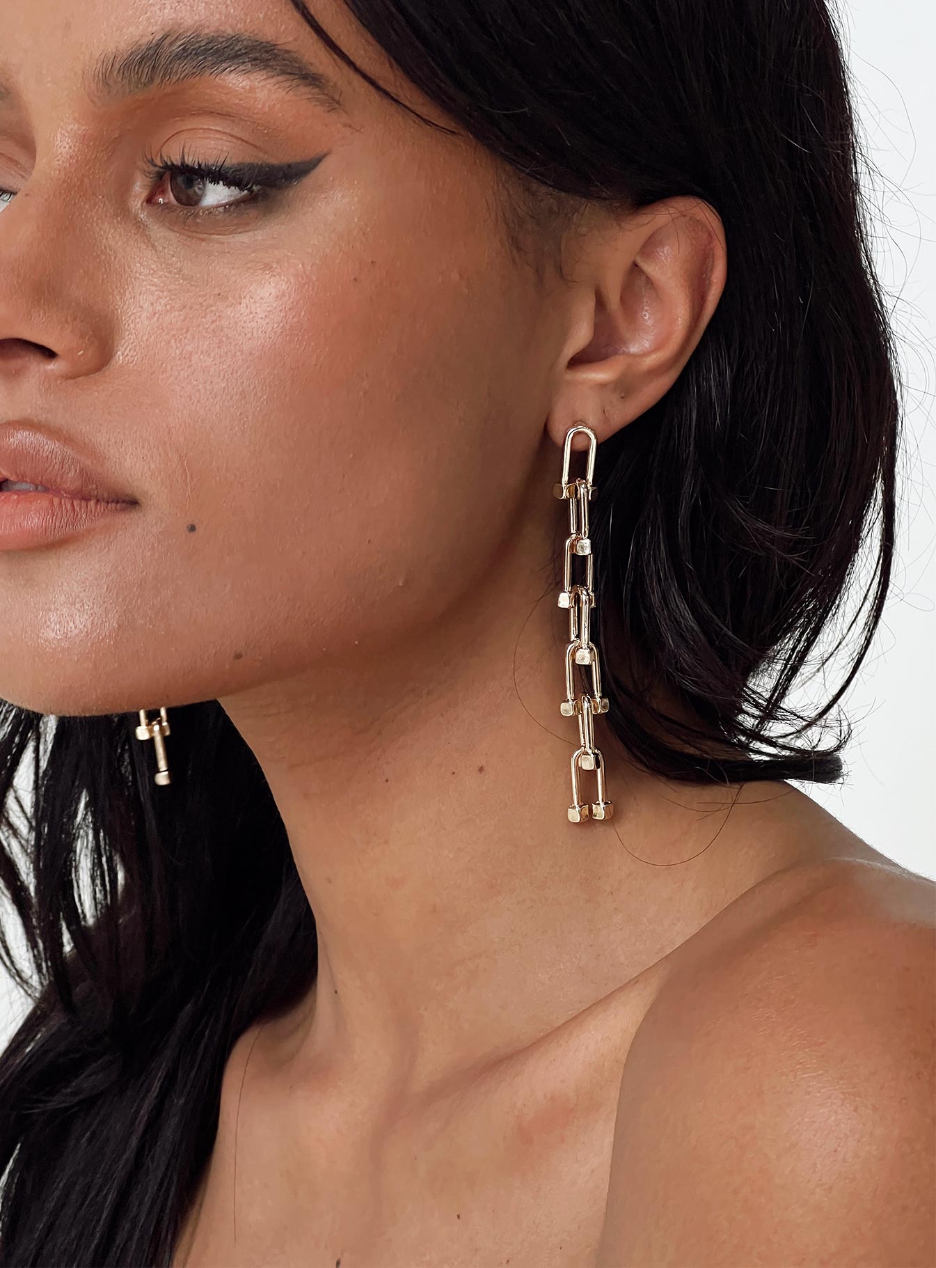 Chained Earrings Gold-Vipp Girl