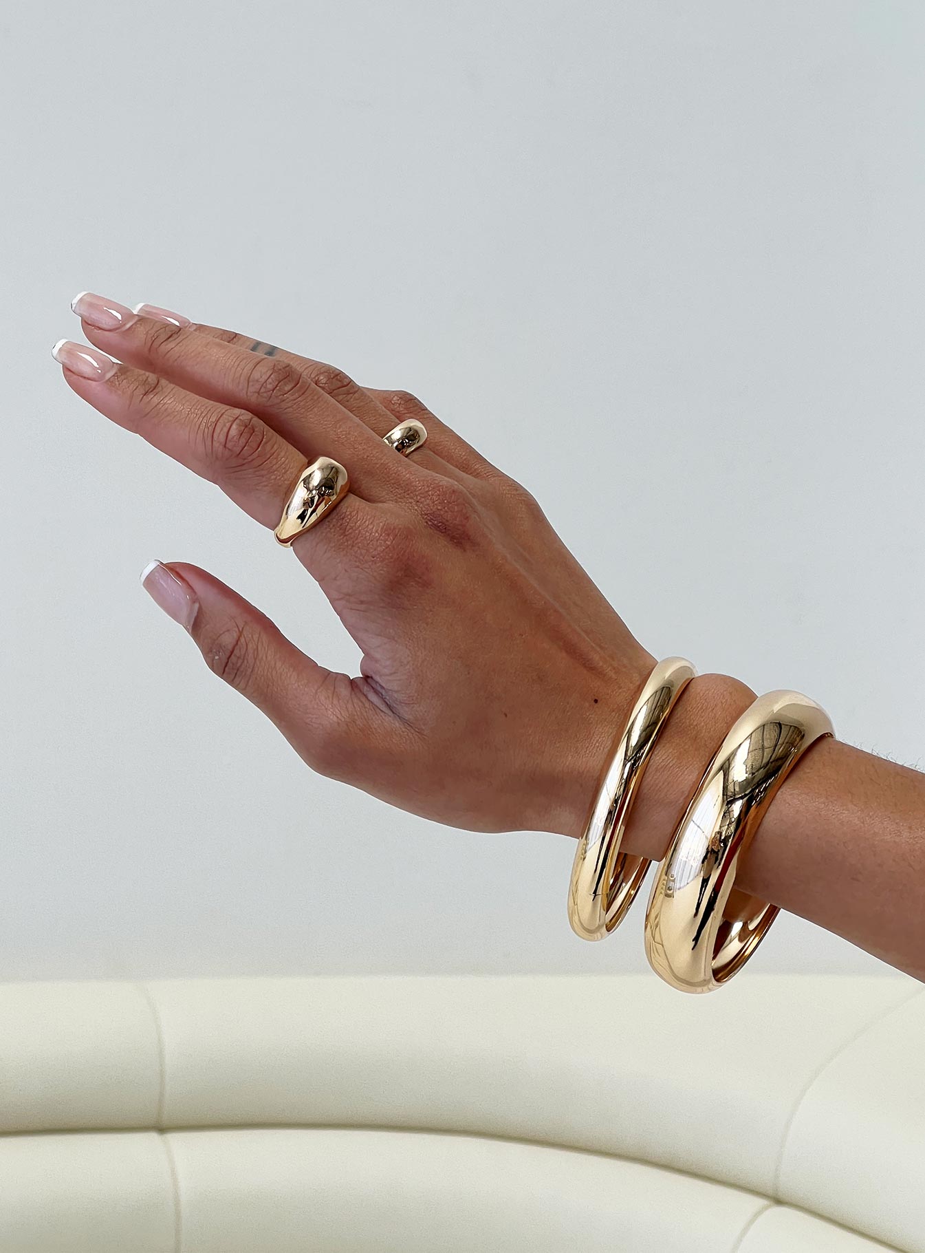 Medora Rings Gold-Vipp Girl