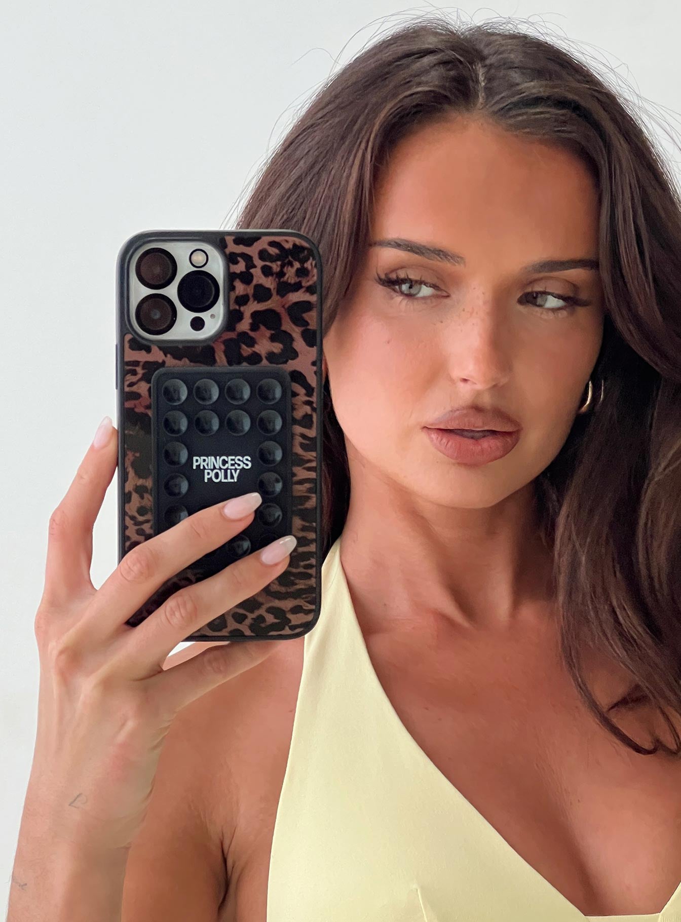 Phone Suction Plate Black / White-Vipp Girl