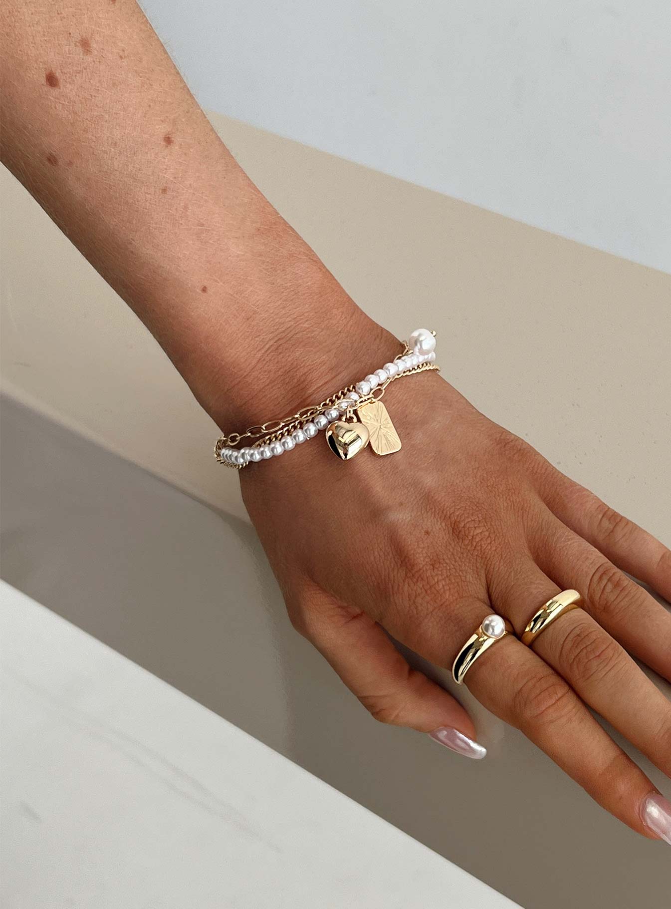 Daintree Charm Bracelet Gold-Vipp Girl