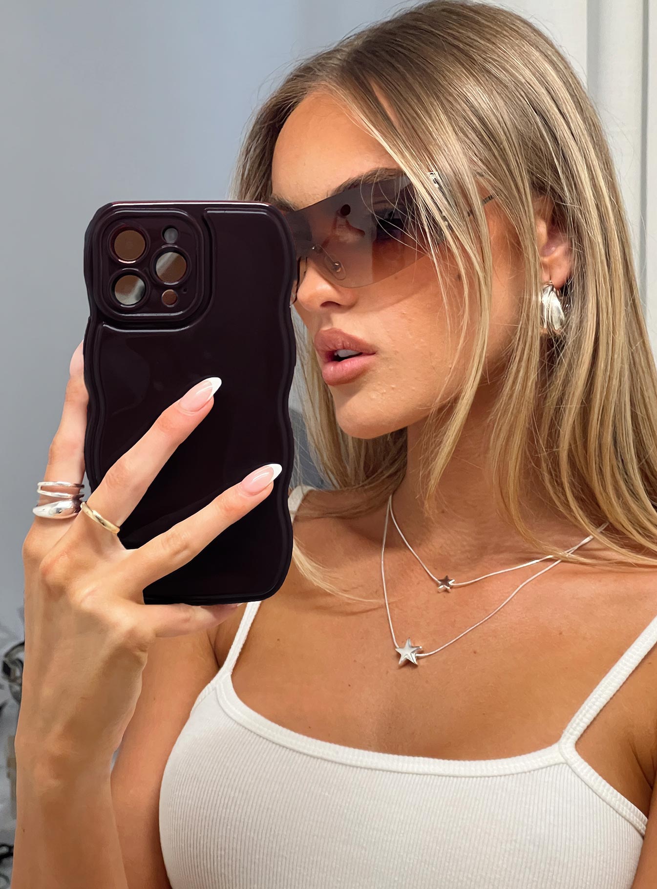 Ravenna Iphone Case Burgundy-Vipp Girl