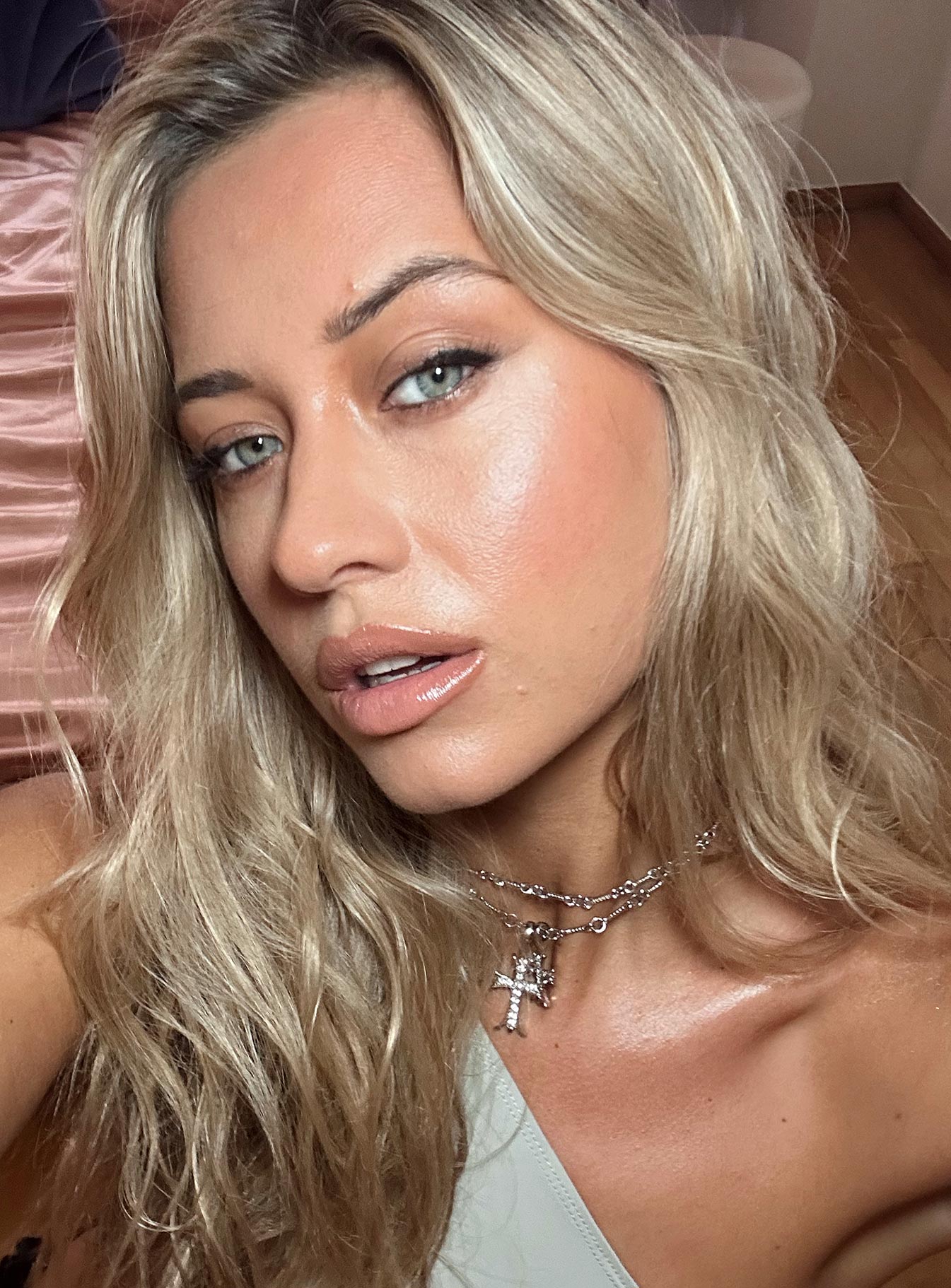 Curtis Cross Necklace Silver-Vipp Girl