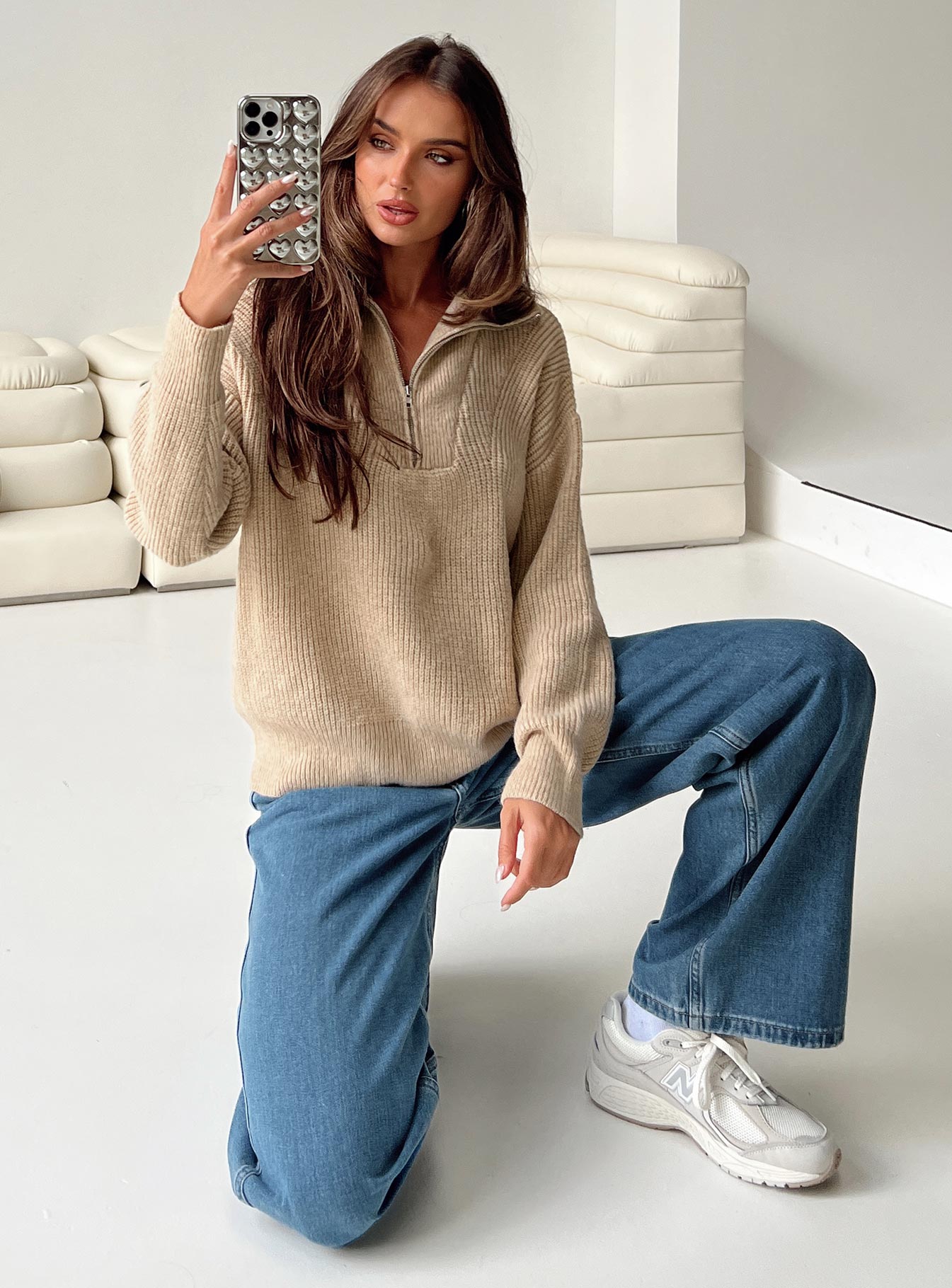 Ferry Zip Front Sweater Beige-Vipp Girl