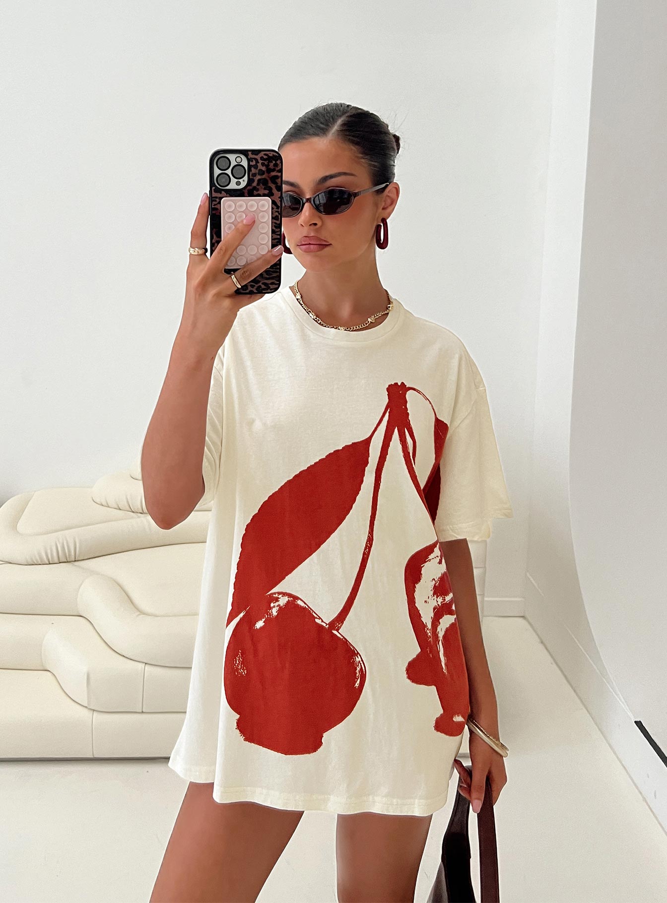 Cherrie Amore Oversized Tee White-Vipp Girl