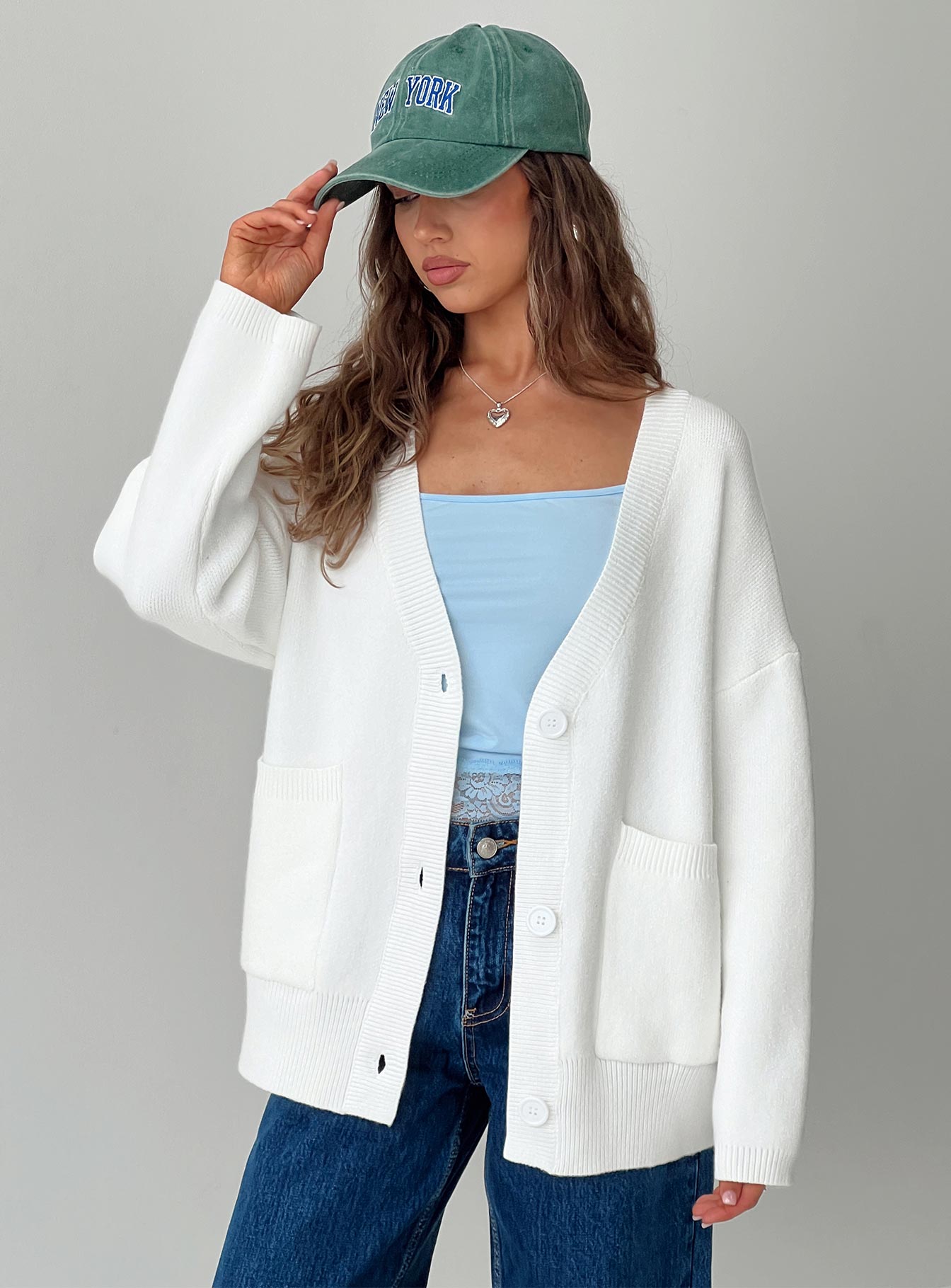 Burke Cardigan White-Vipp Girl