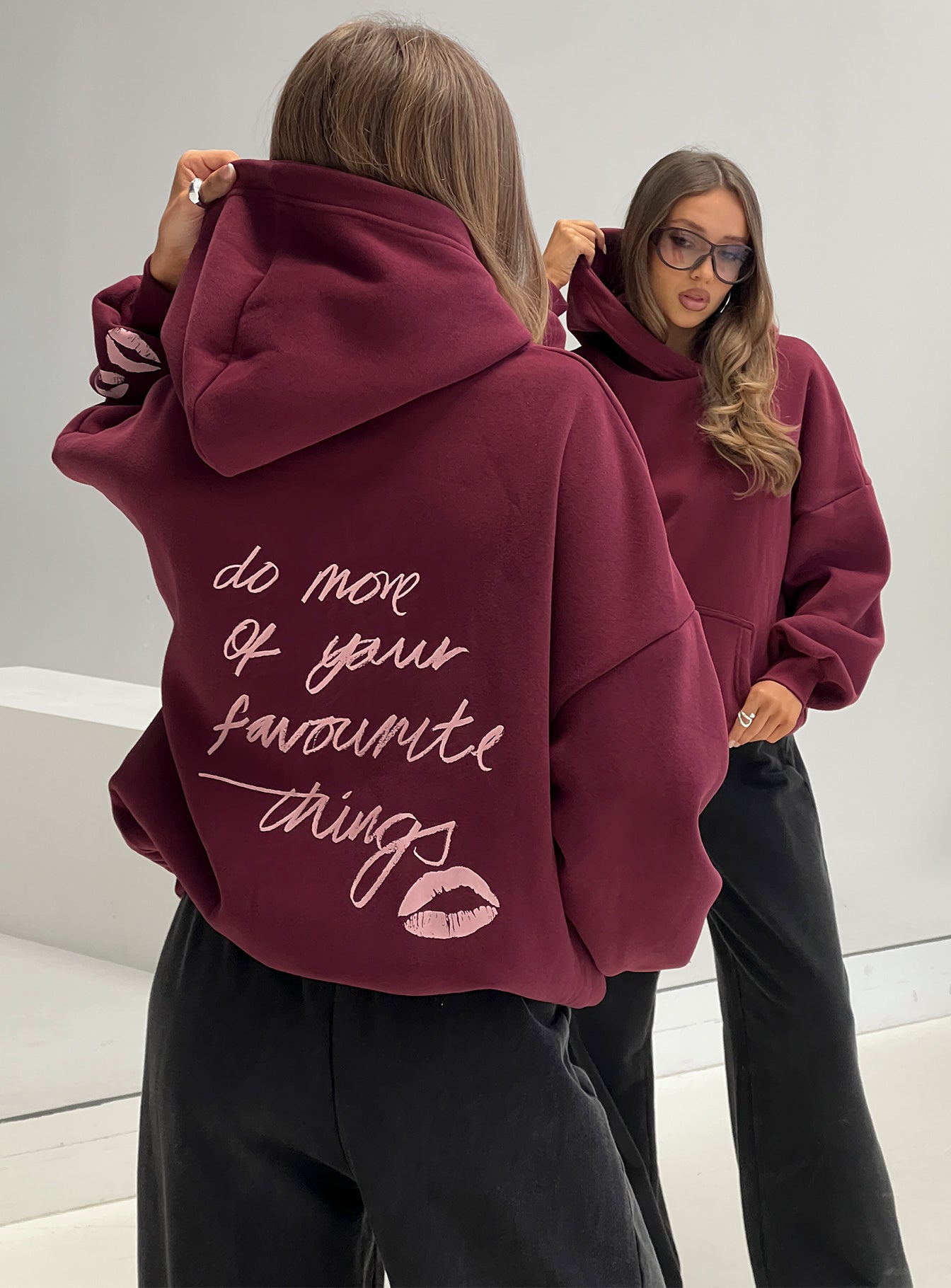 Kisses Graphic Hoodie Wine-Vipp Girl