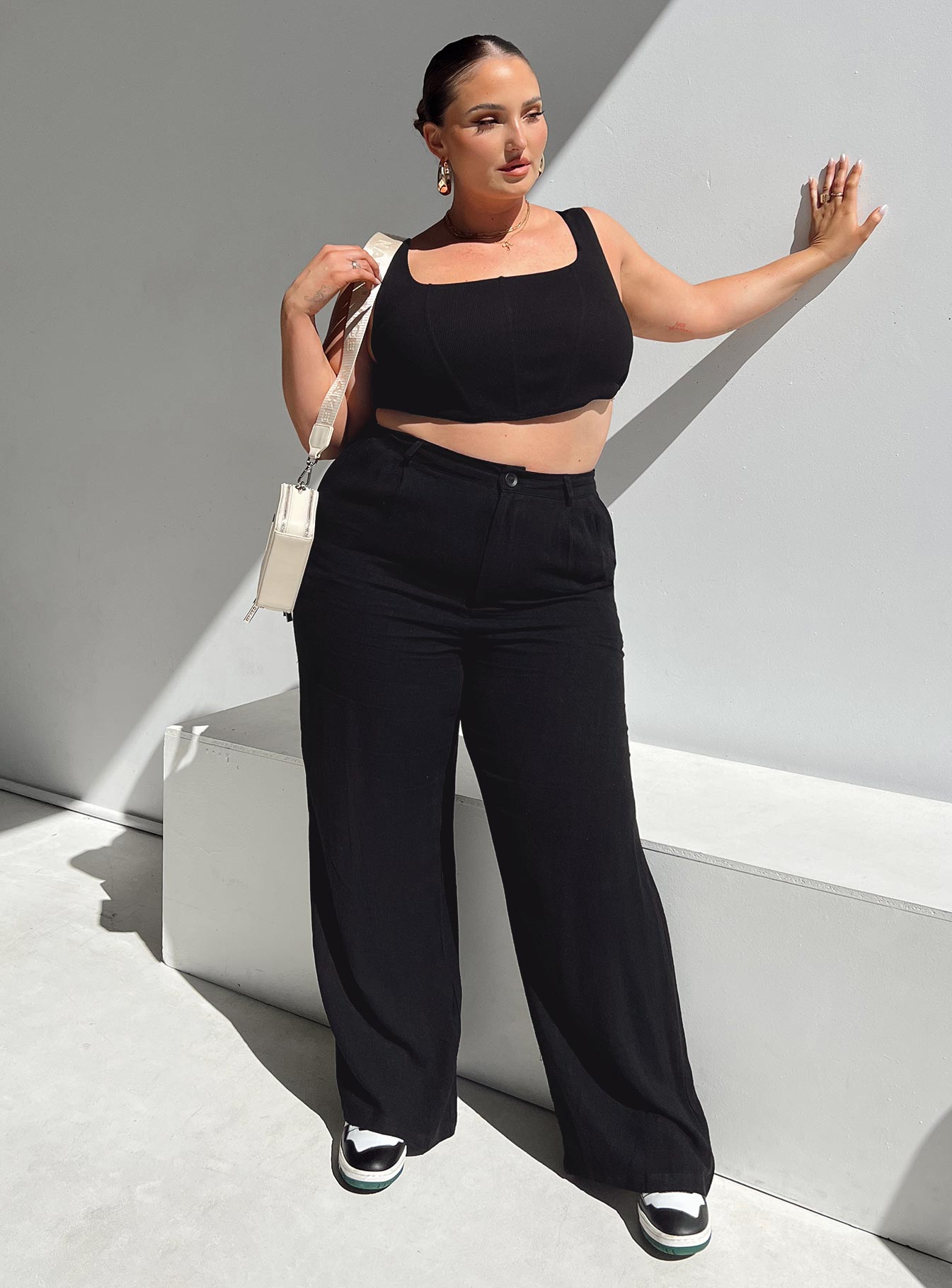 Brenda Linen Blend Pants Black Curve-Vipp Girl