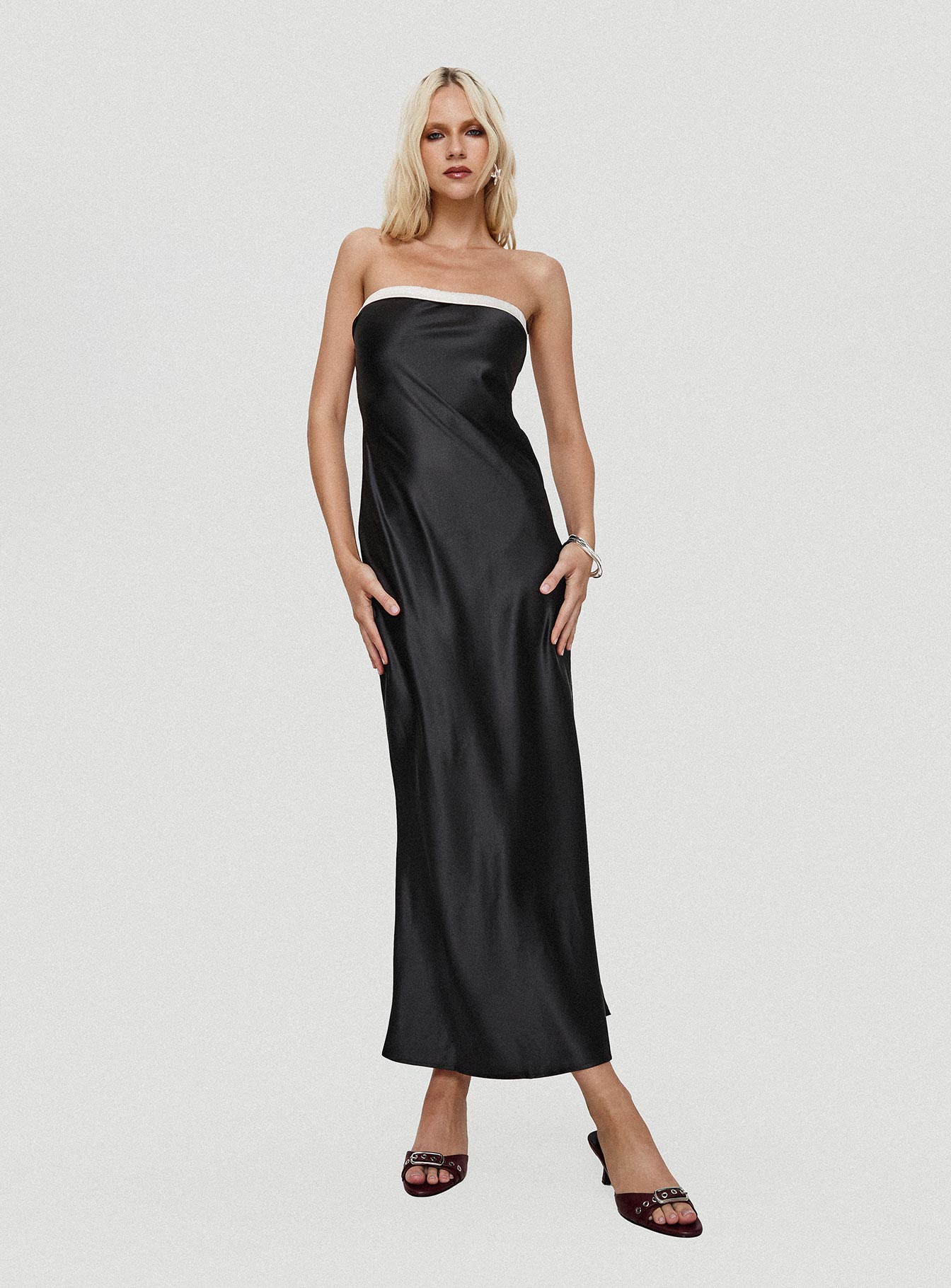 Phillipa Strapless Maxi Dress Black-Vipp Girl