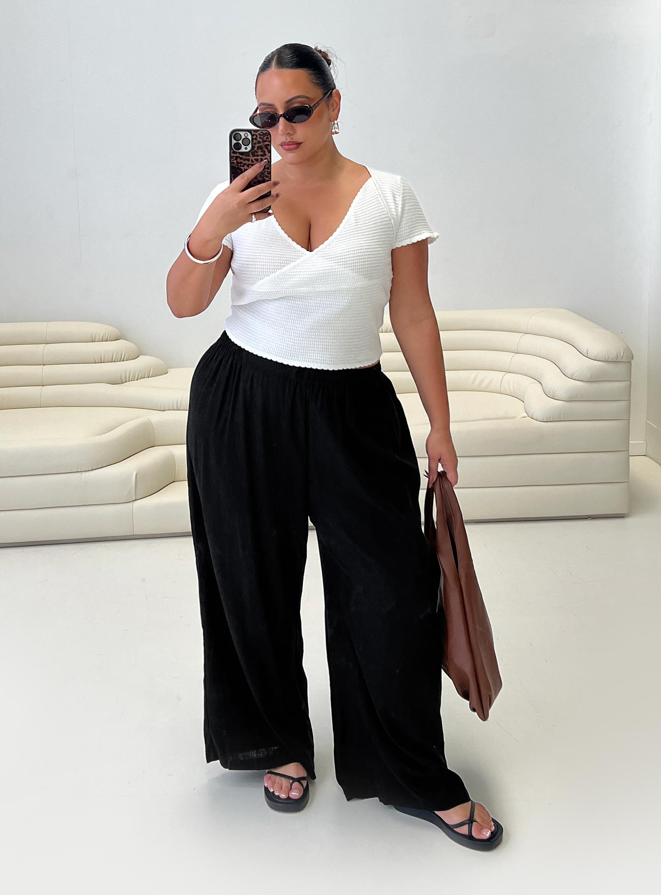 Louis Linen Blend Pants Black Curve-Vipp Girl
