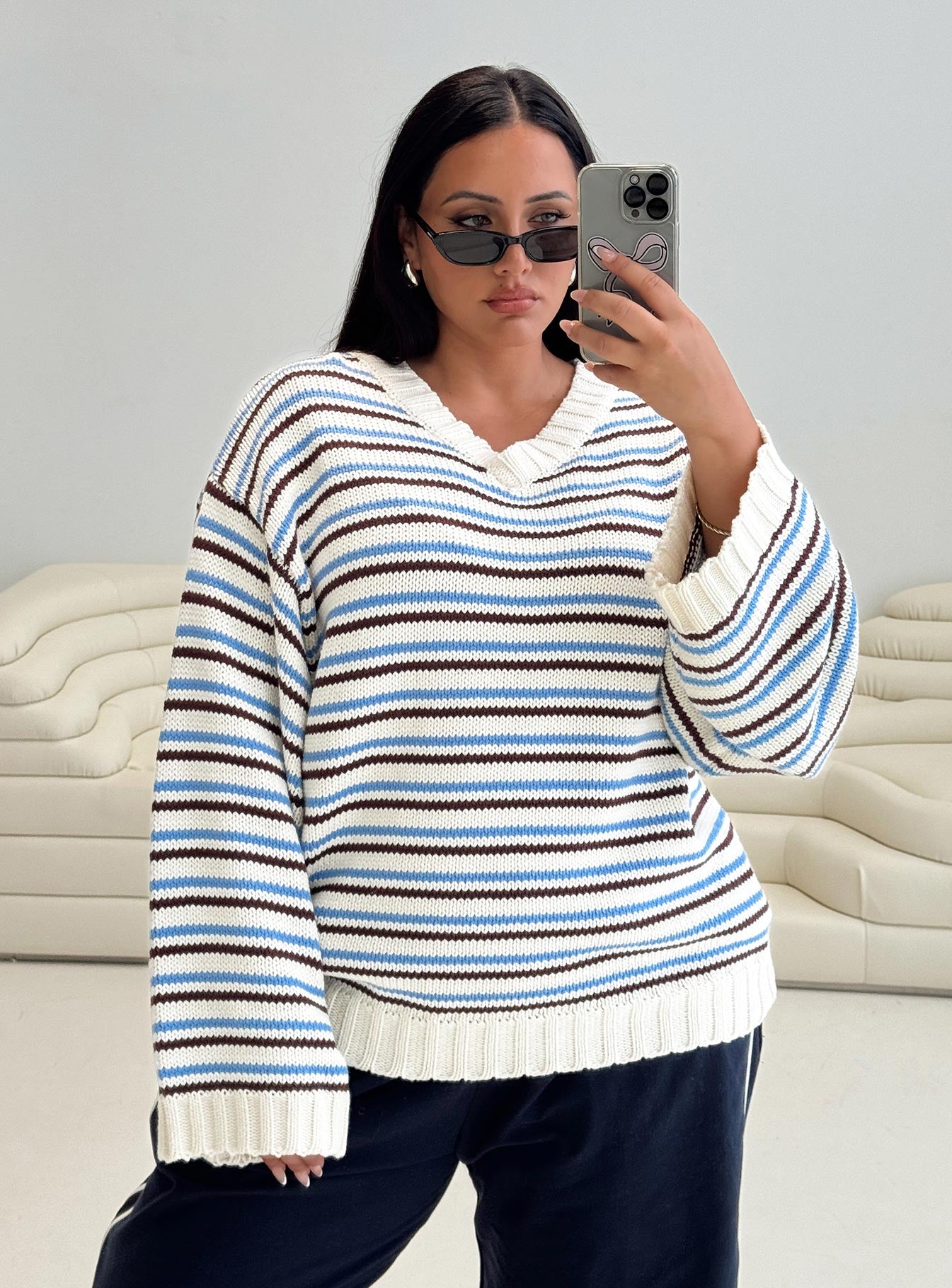 Karolyn Sweater Blue Stripe Curve-Vipp Girl