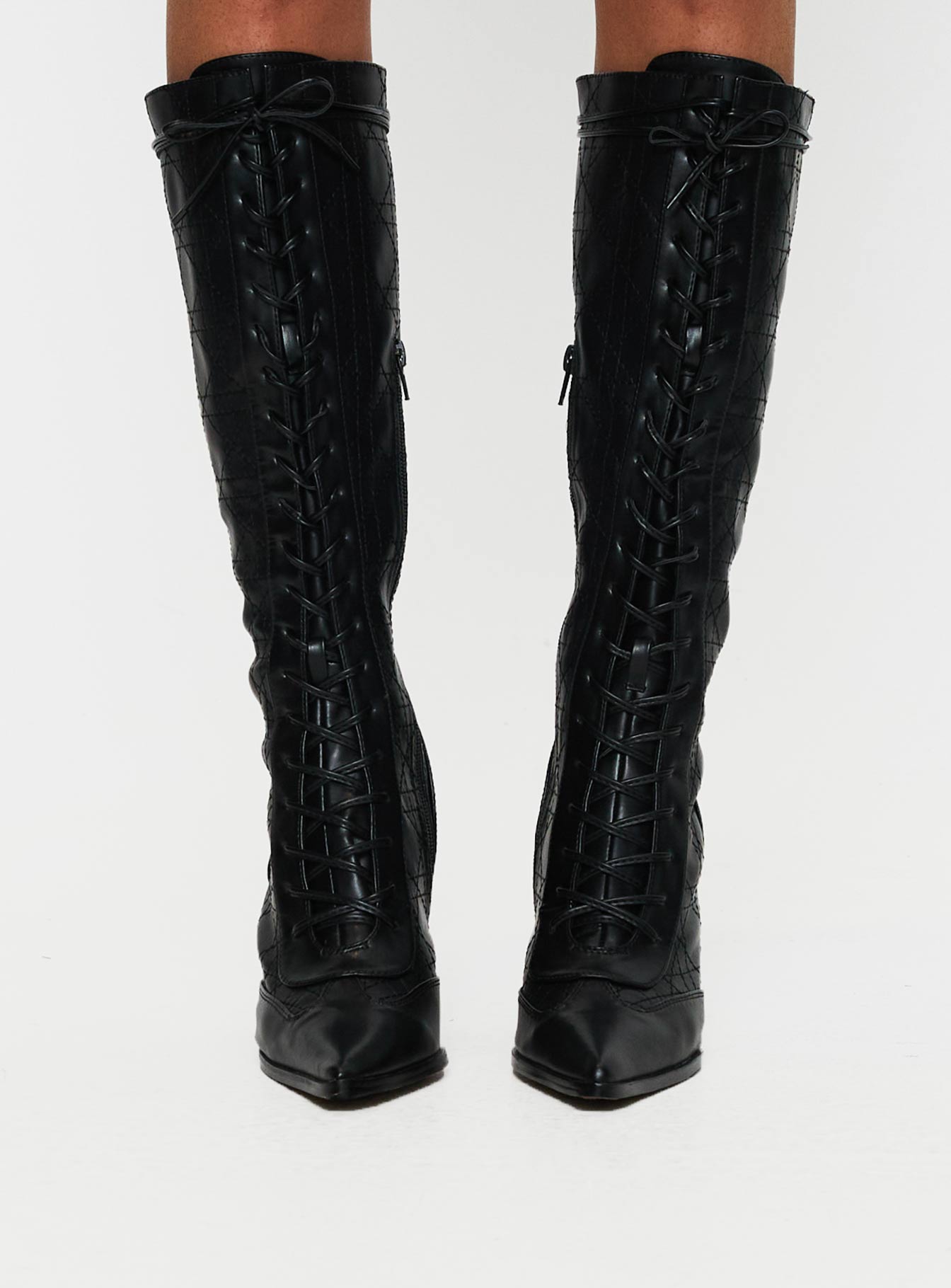 Creator Knee High Lace-Up Boots Black-Vipp Girl