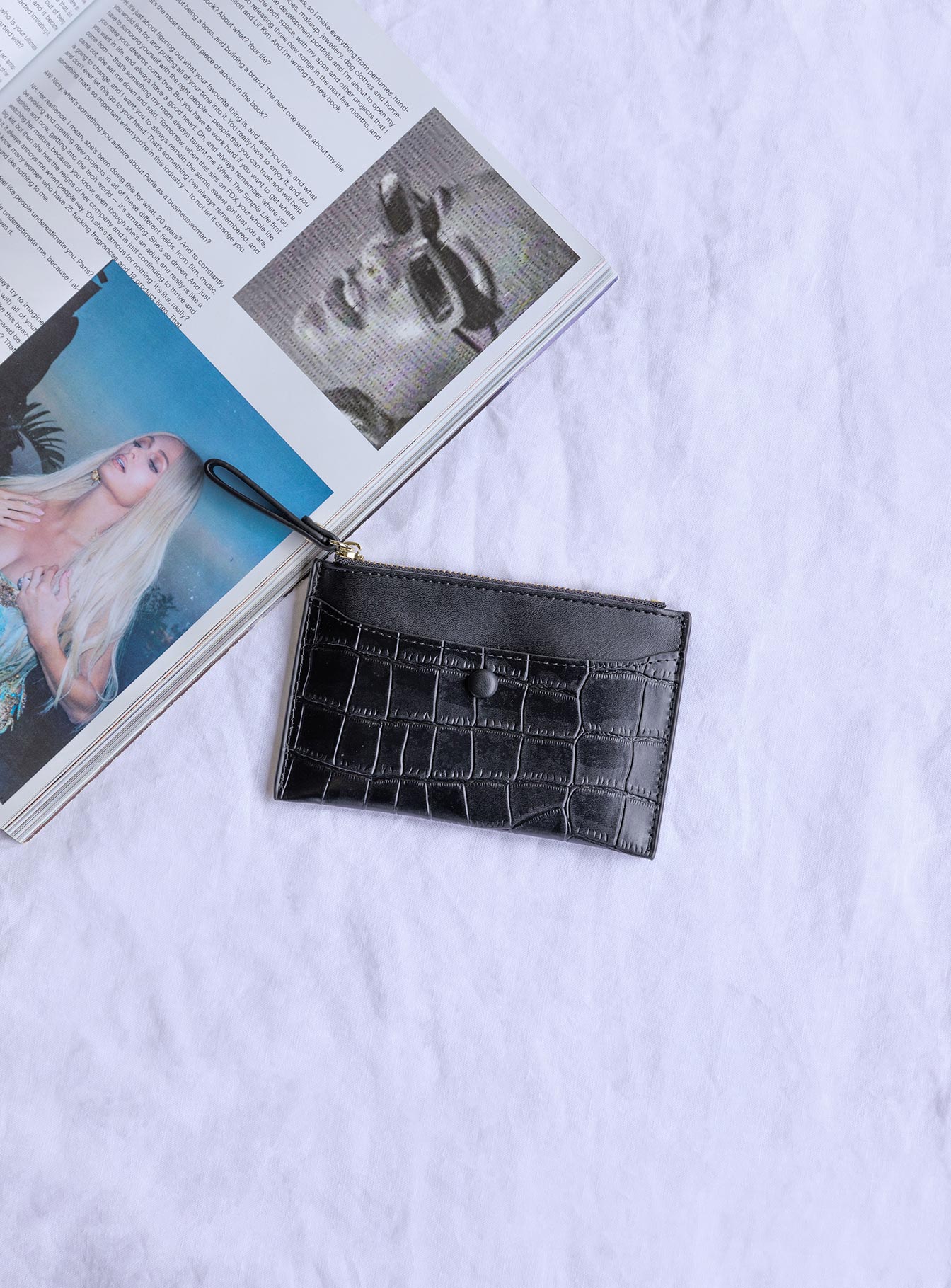 Keeping Track Wallet Black-Vipp Girl