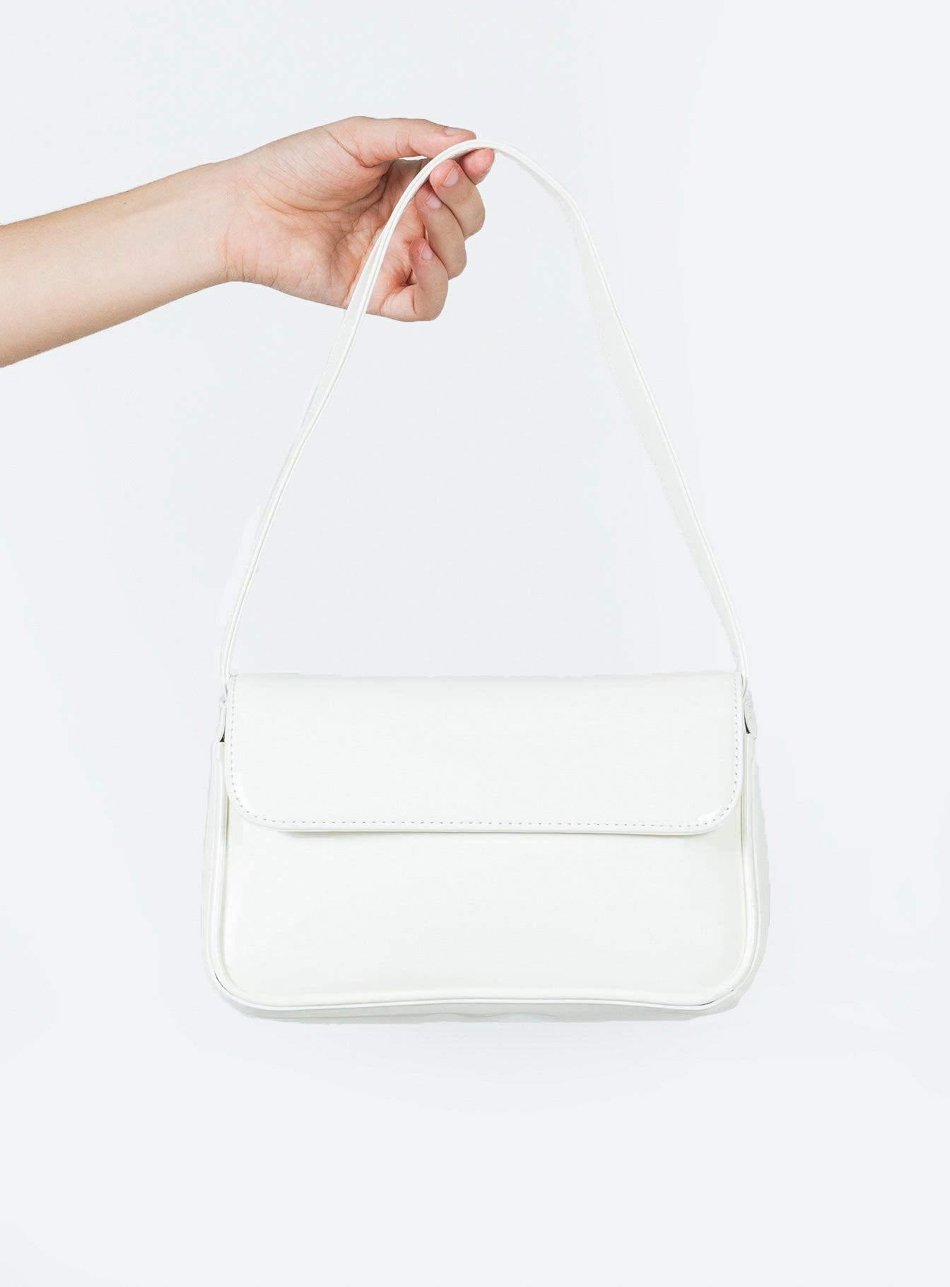 Caplan Bag White-Vipp Girl