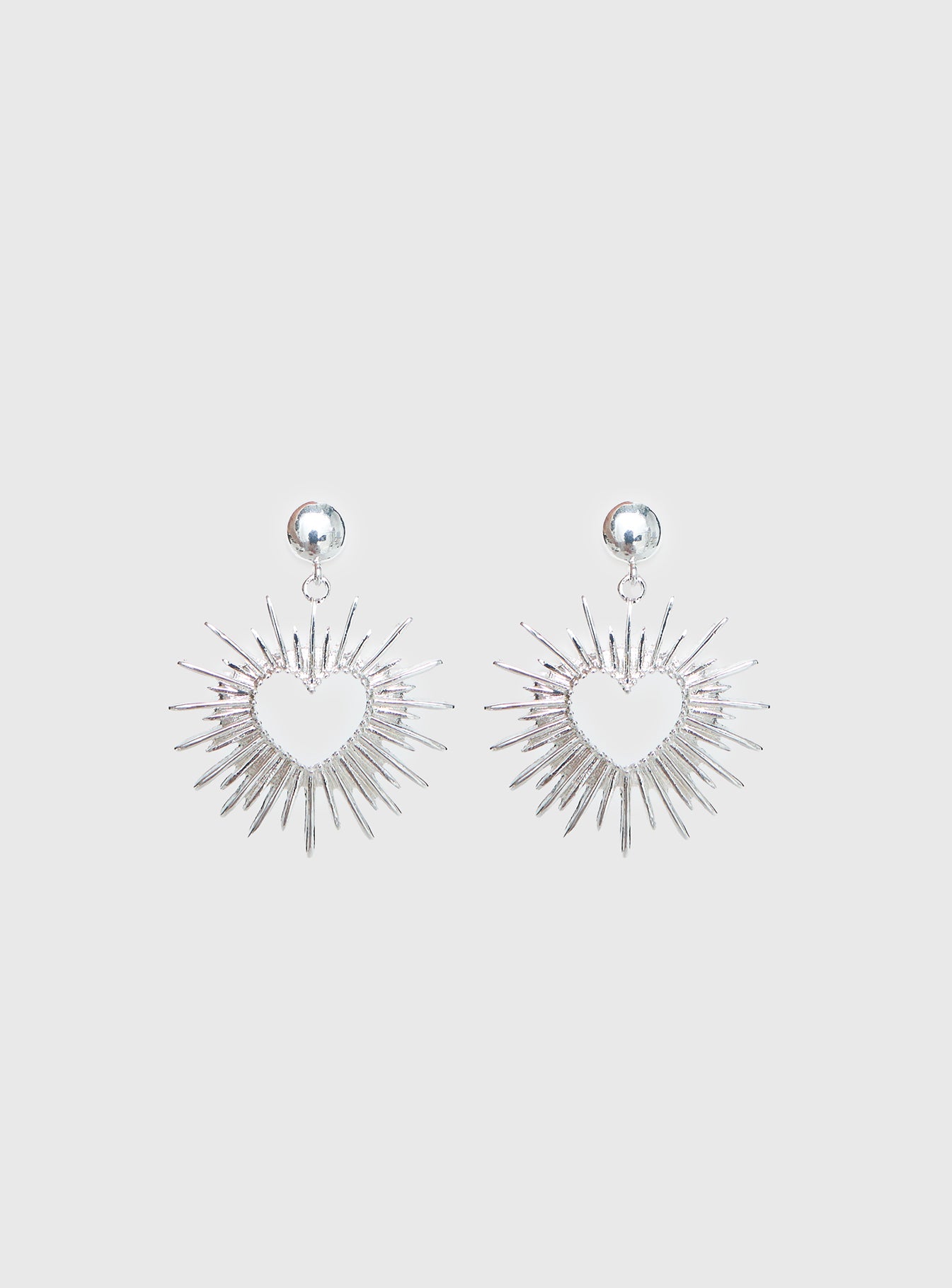 Manifest It Heart Earrings Silver-Vipp Girl