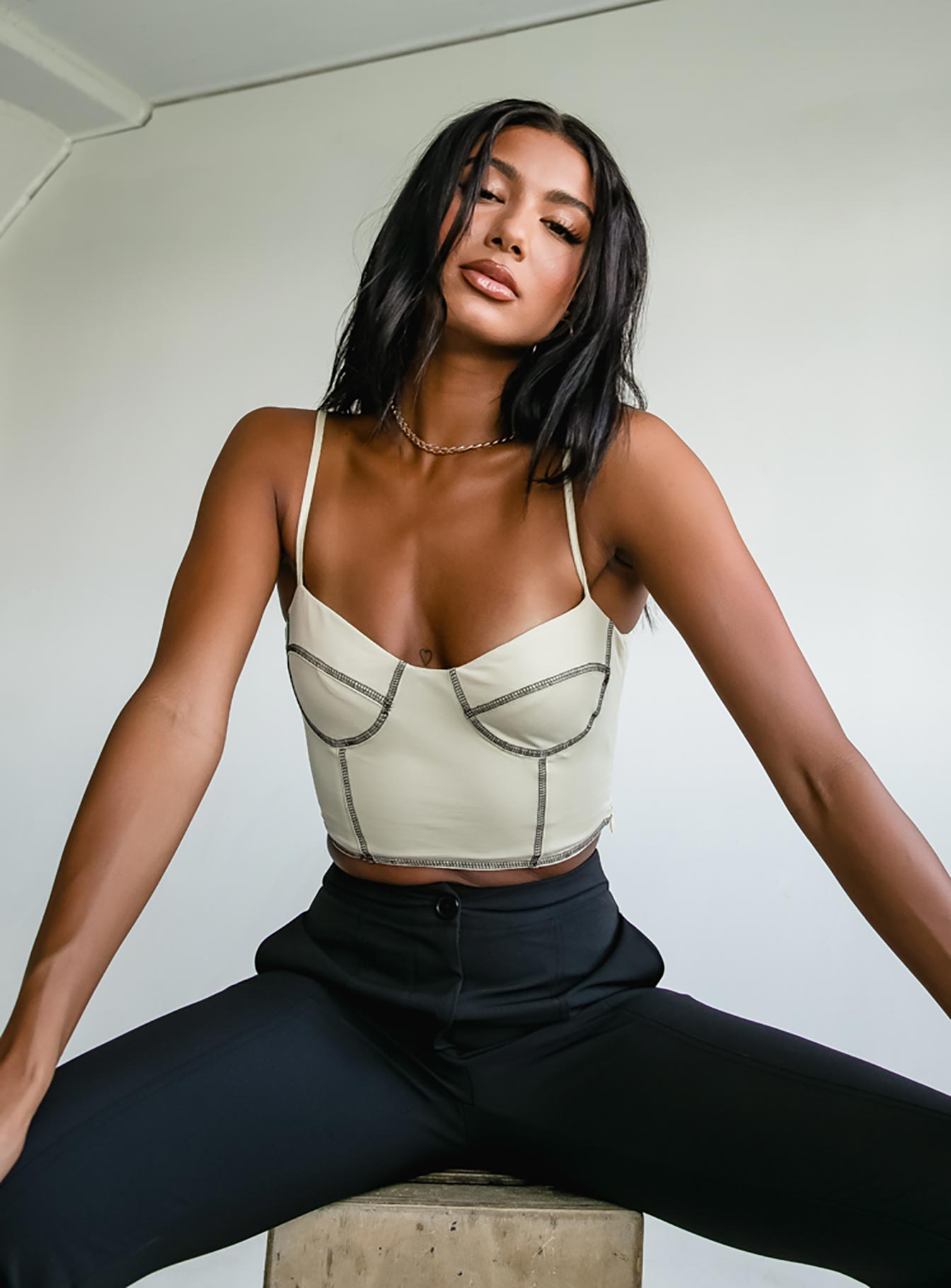 Leilani Top-Vipp Girl