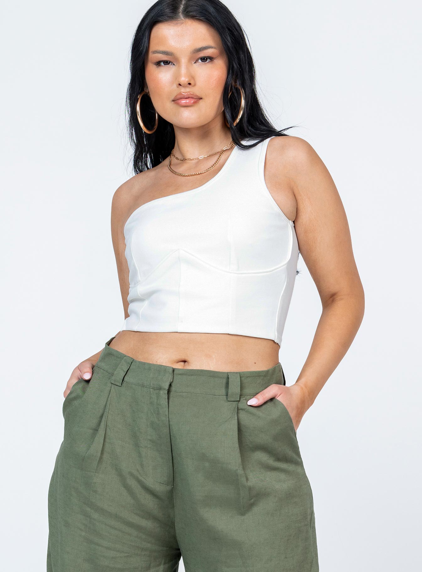 Meranti Top White-Vipp Girl