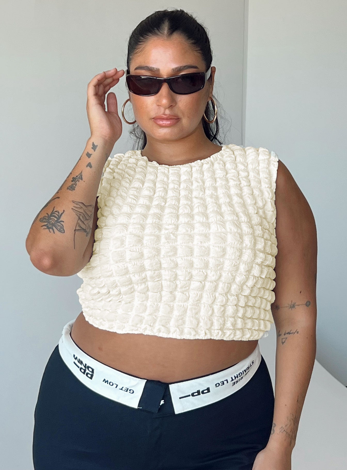 Kendrick Top Cream Curve-Vipp Girl