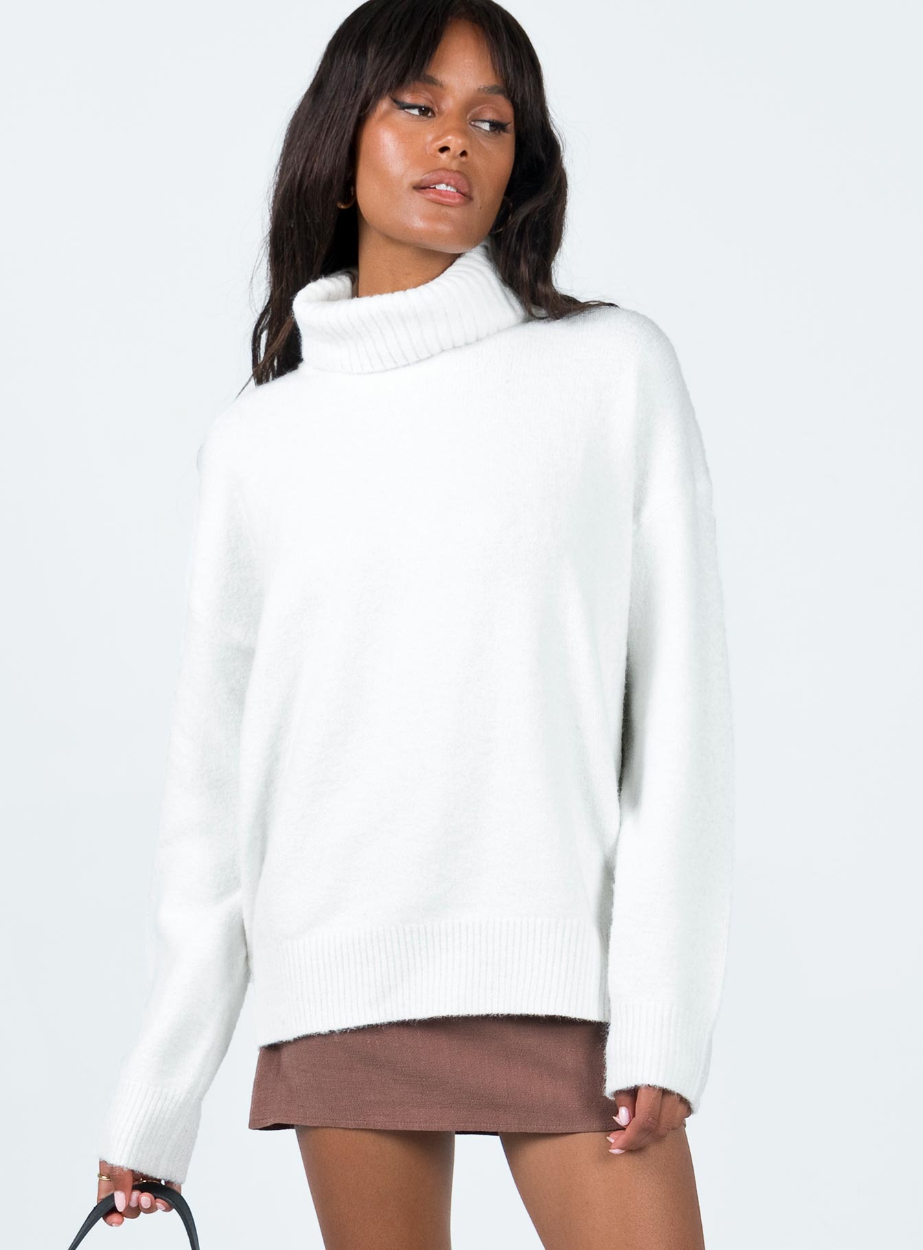 Oswin Turtleneck Sweater White-Vipp Girl
