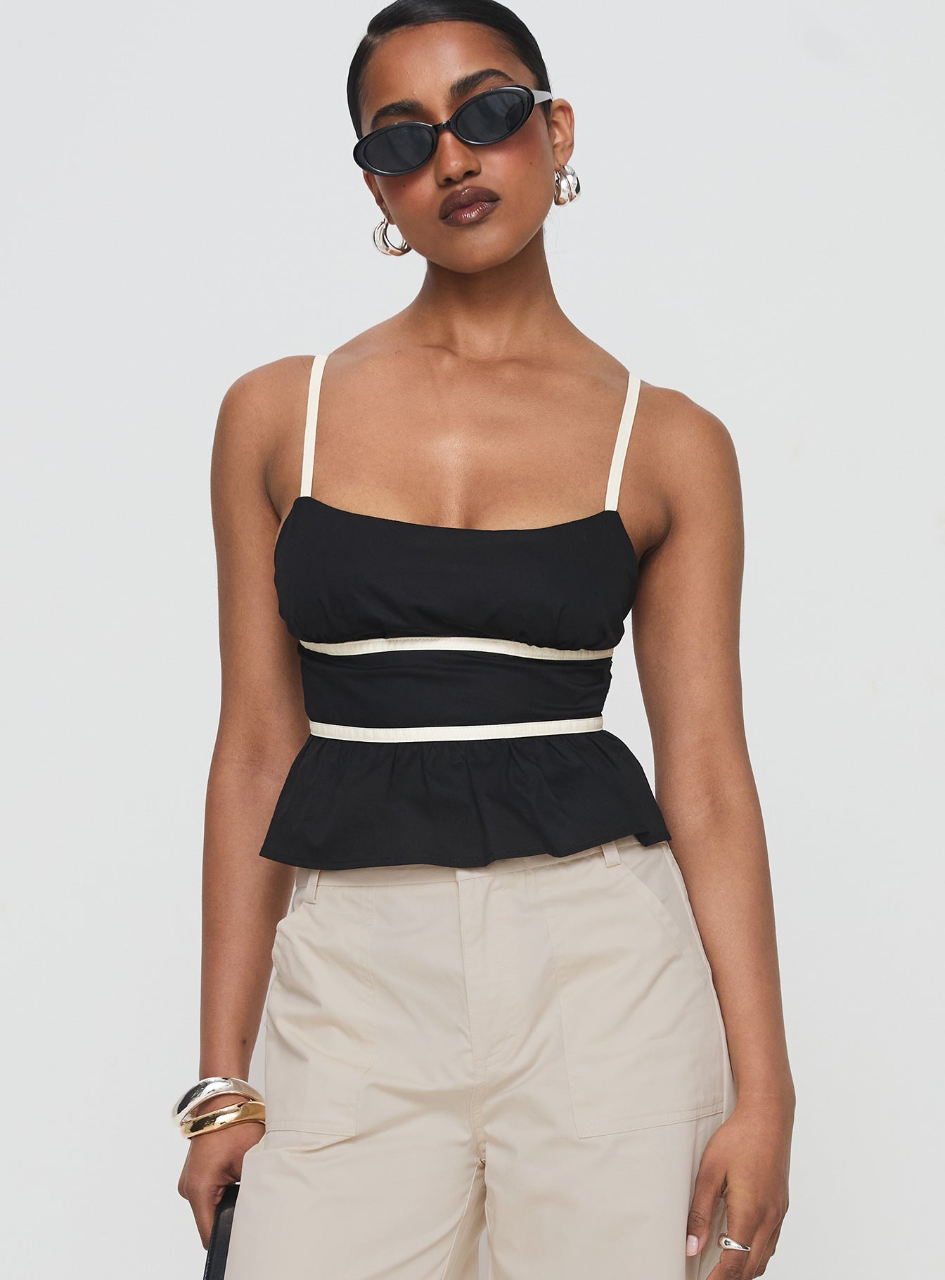 Daxon Top Black / Cream-Vipp Girl