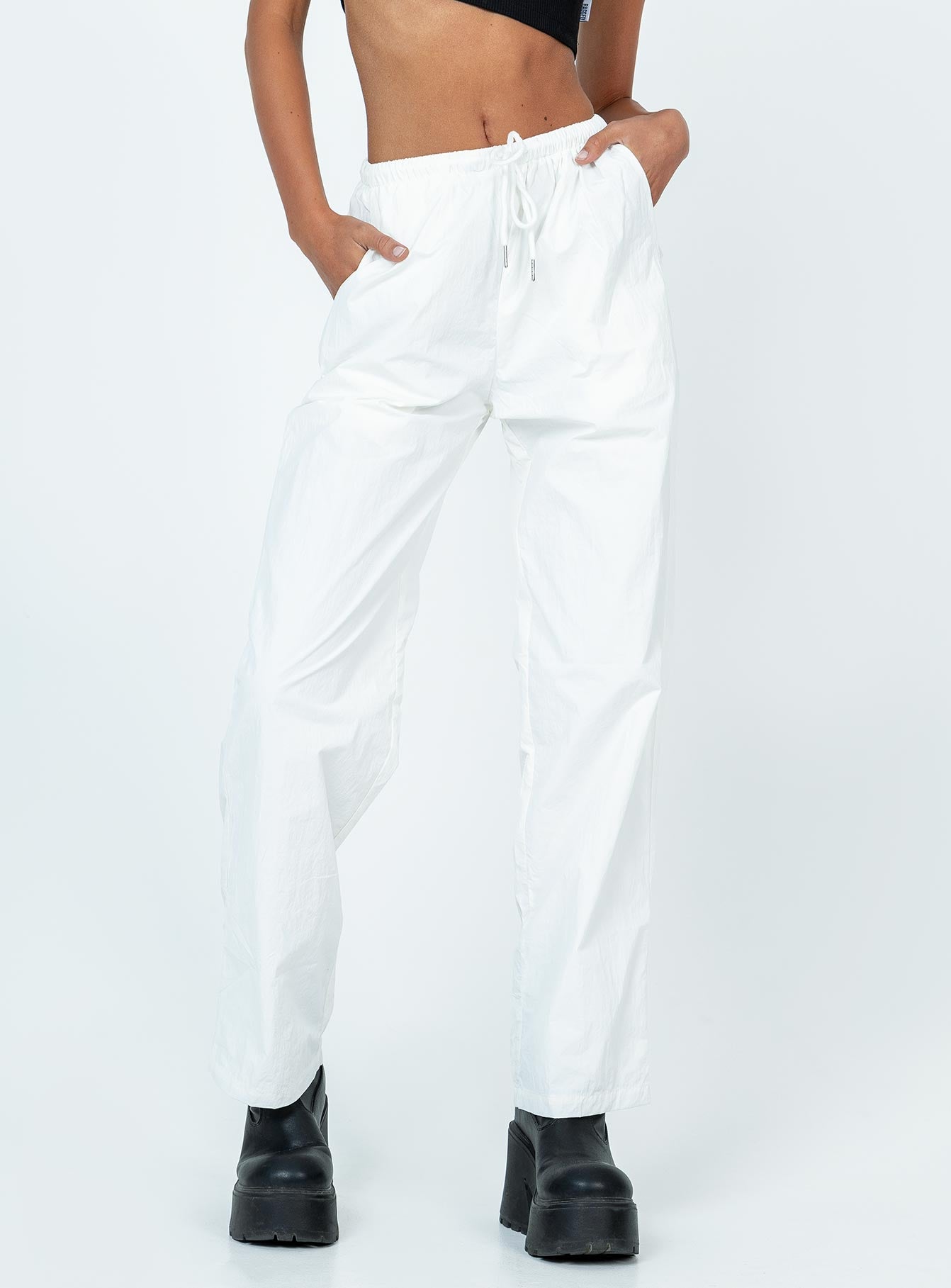 Darlington Parachute Pants White-Vipp Girl