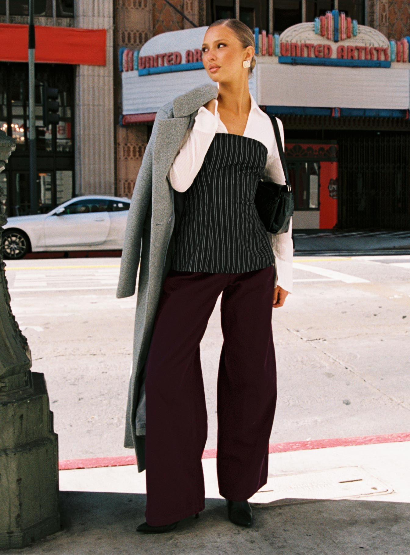 Big News Mid Rise Wide Leg Jeans Currant-Vipp Girl