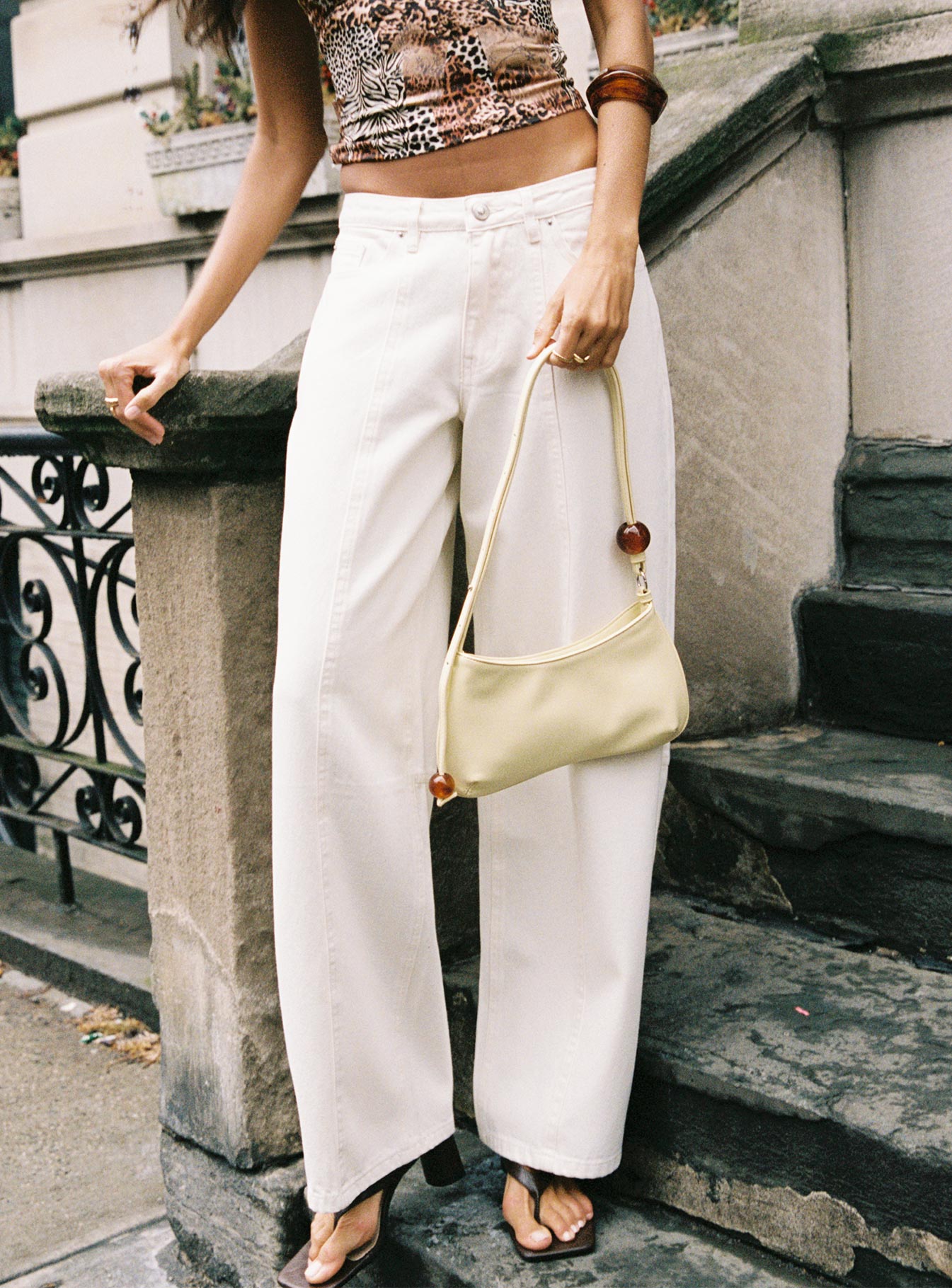 Lando Low Rise Straight Leg Jeans White-Vipp Girl