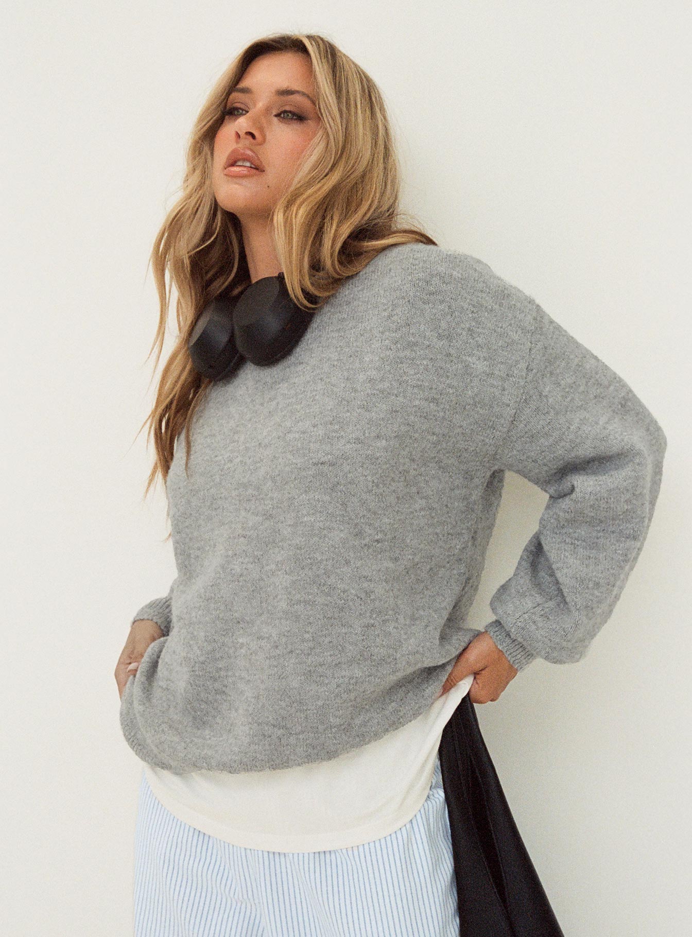 Ryanna Sweater Grey-Vipp Girl