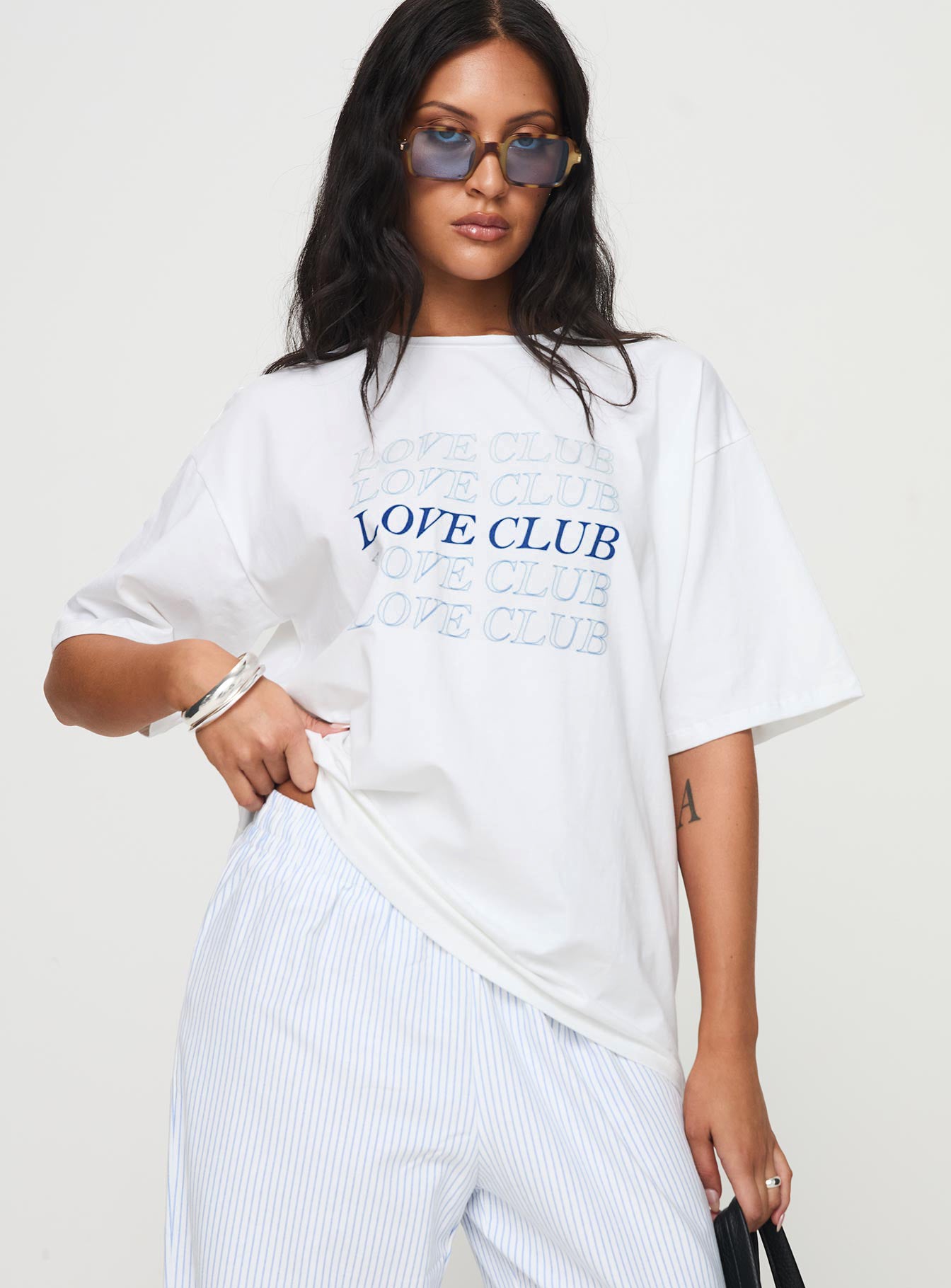 Loveable Tee White-Vipp Girl