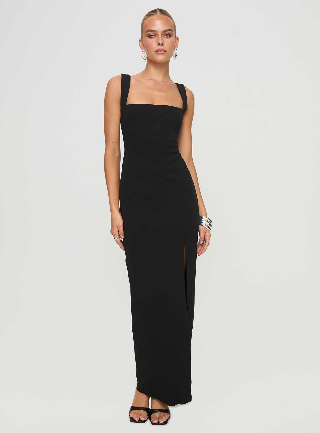 Bombshell Maxi Dress Black-Vipp Girl