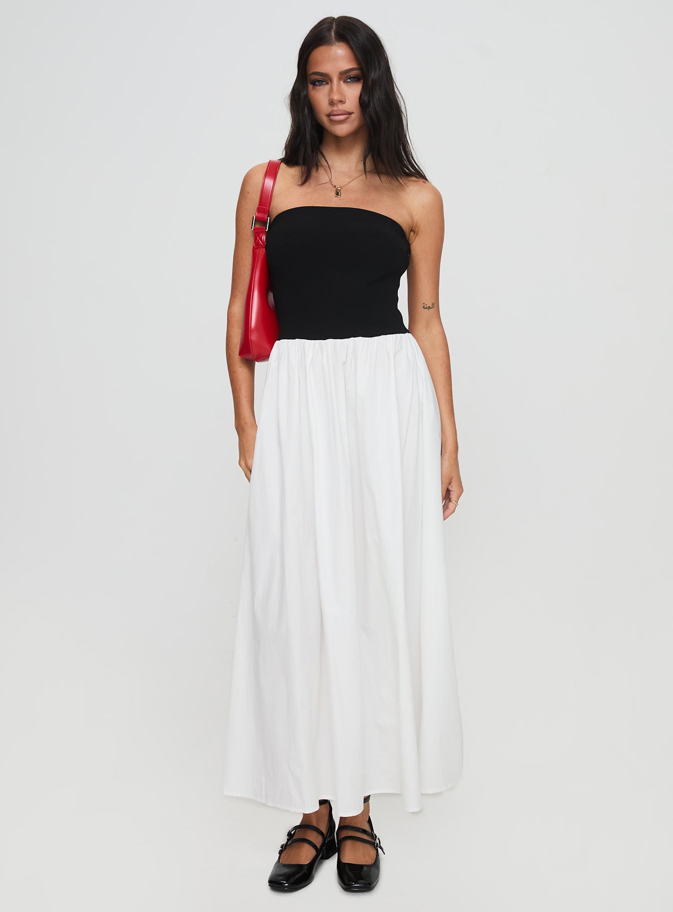 Rhett Maxi Dress Black / White-Vipp Girl
