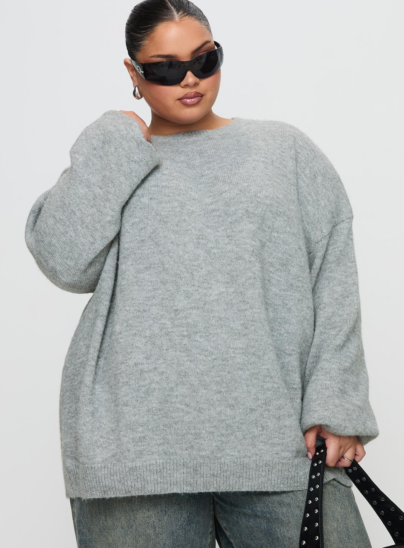 Ryanna Sweater Grey Curve-Vipp Girl
