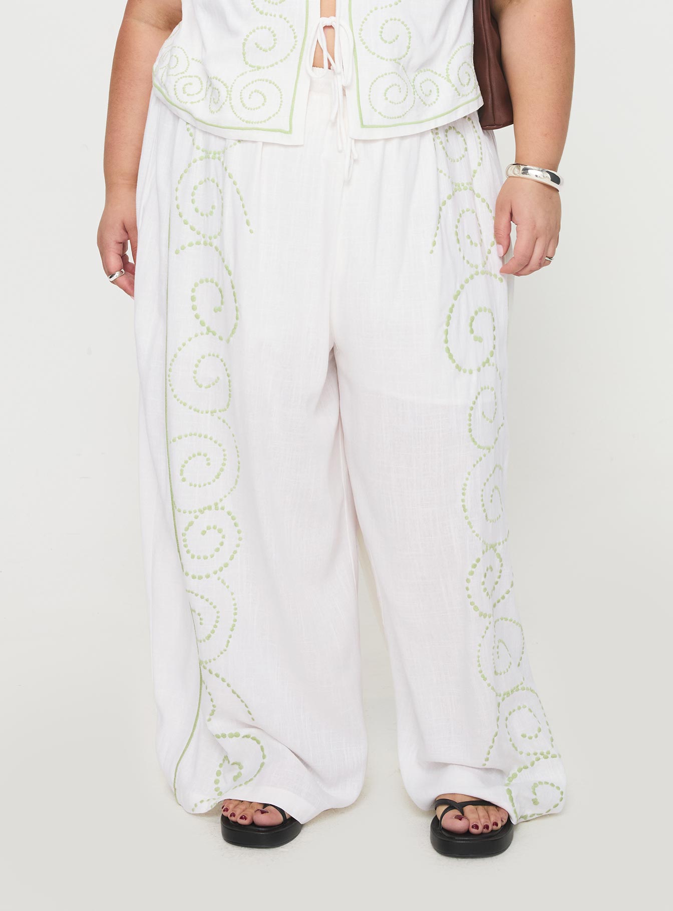 Kindred Pants White / Green Curve-Vipp Girl