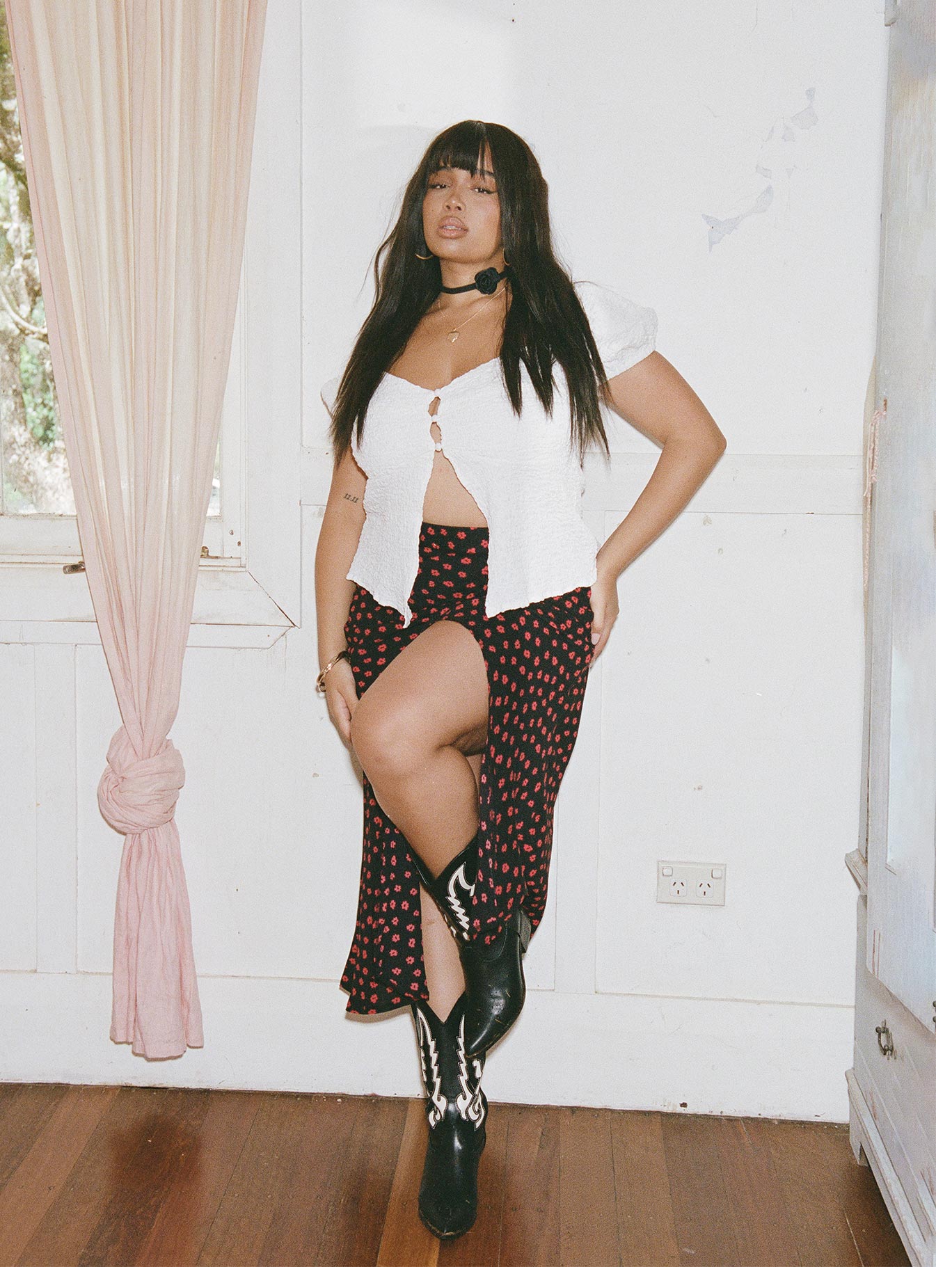 Mabel Midi Skirt Curve-Vipp Girl