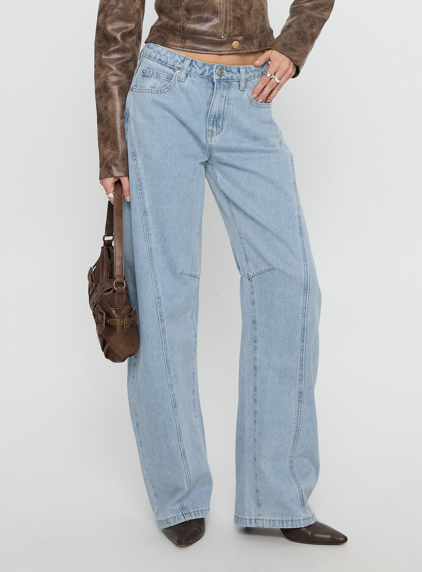 Lost Track Mid Rise Barrel Leg Jeans Ice Wash-Vipp Girl