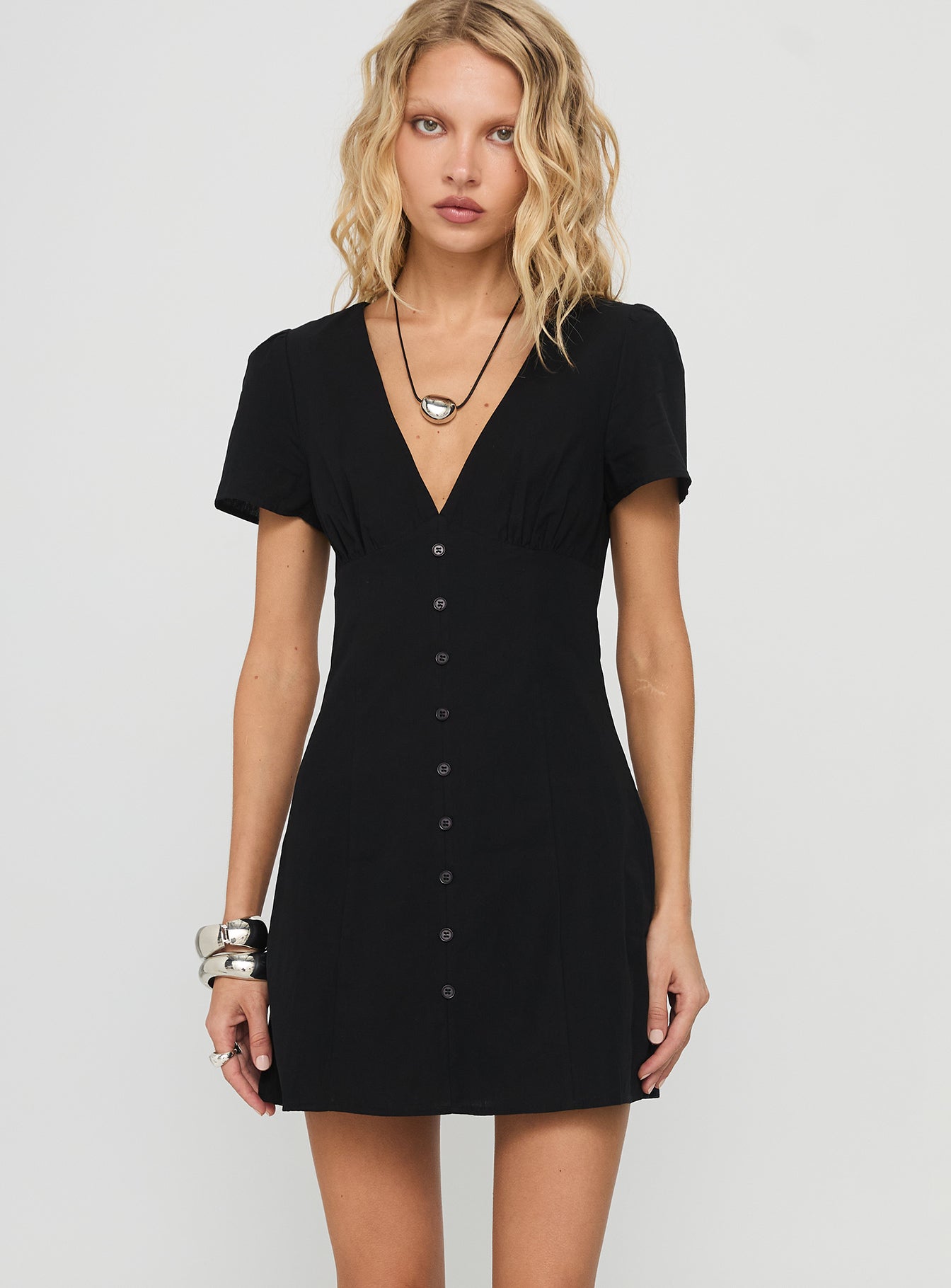 Loveliness Playsuit Black-Vipp Girl