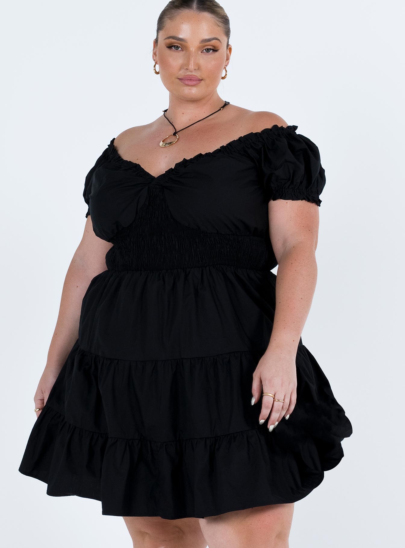 Daniela Mini Dress Black Curve-Vipp Girl
