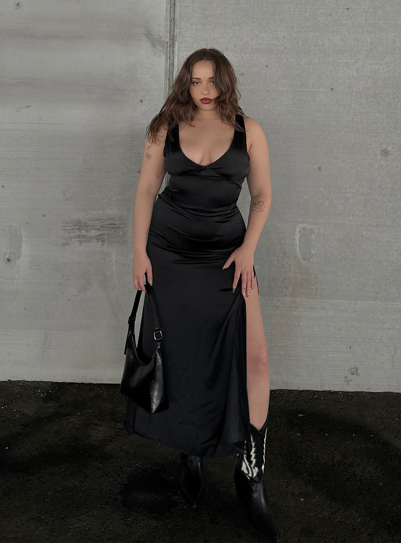 Lynsey Midi Dress Black-Vipp Girl