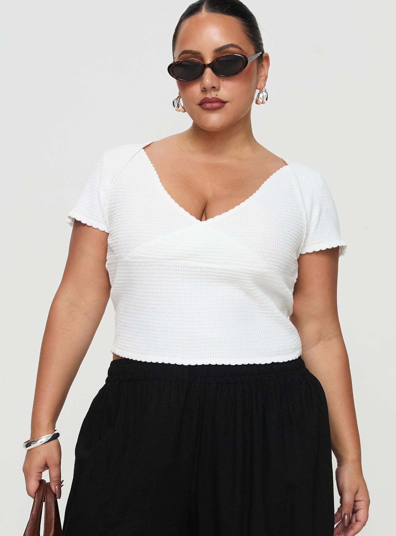 Maz Top White Curve-Vipp Girl
