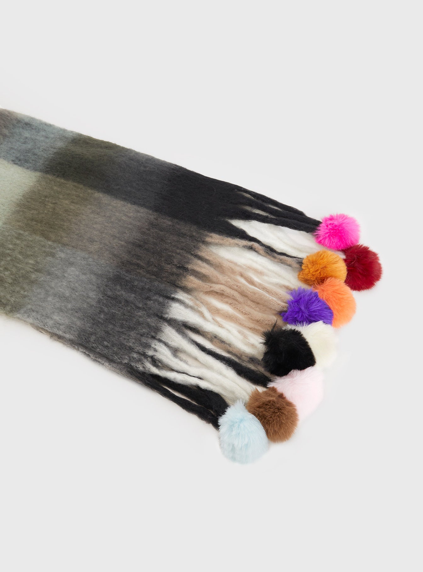 Maid Scarf Black Multi-Vipp Girl