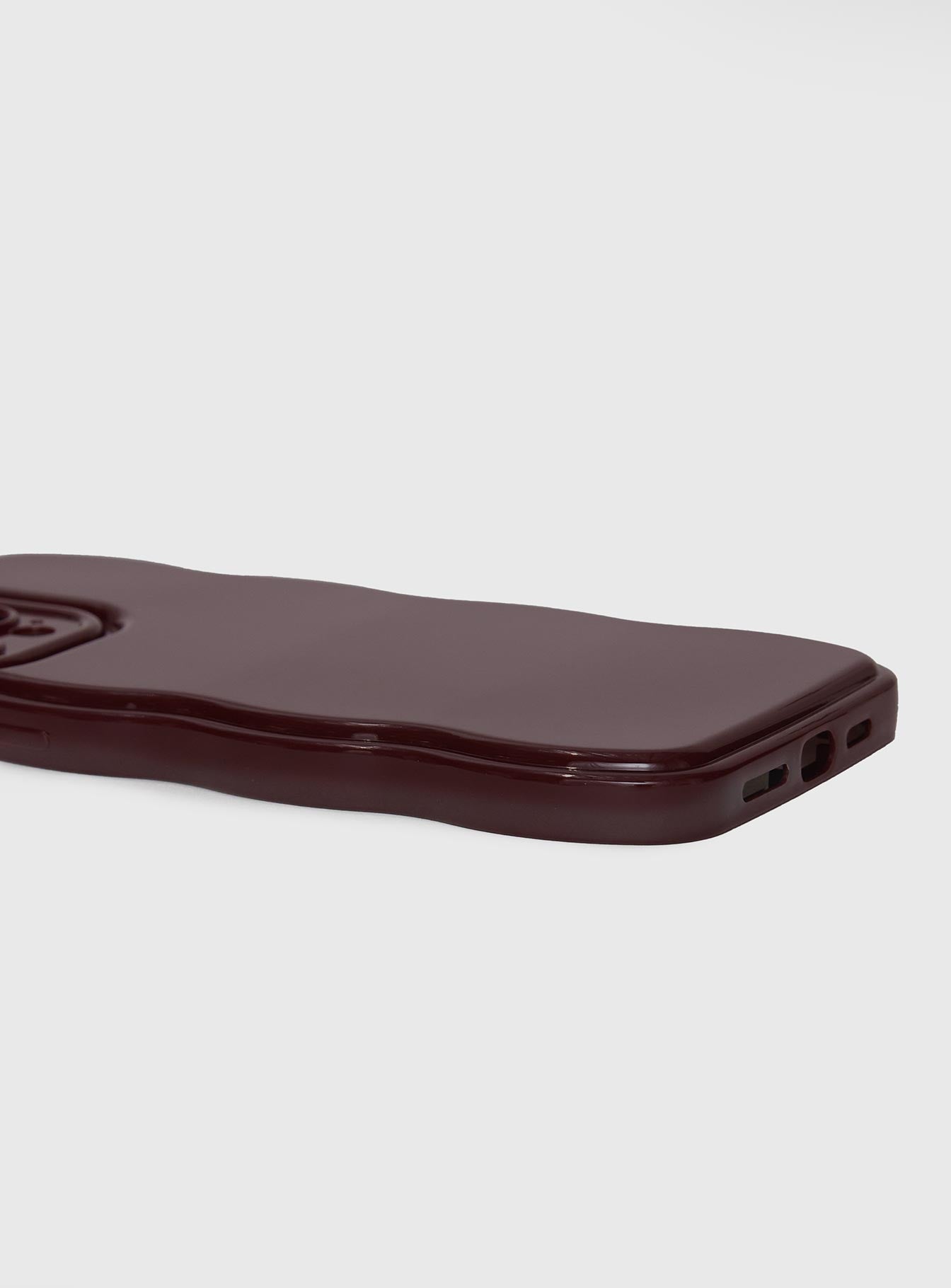 Ravenna Iphone Case Burgundy-Vipp Girl