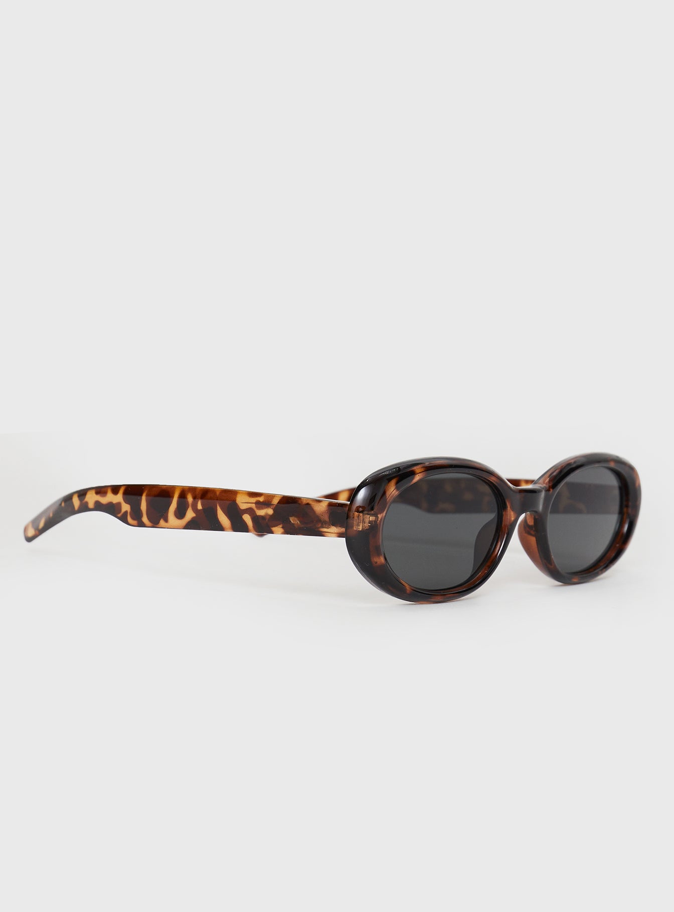 Leopold Sunglasses Tort-Vipp Girl