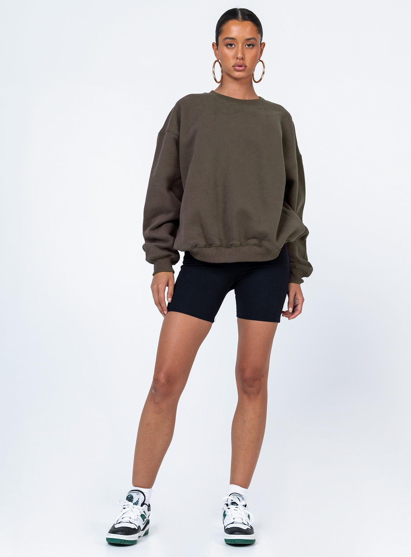 Club Basic Crewneck Sweatshirt Charcoal Brown-Vipp Girl