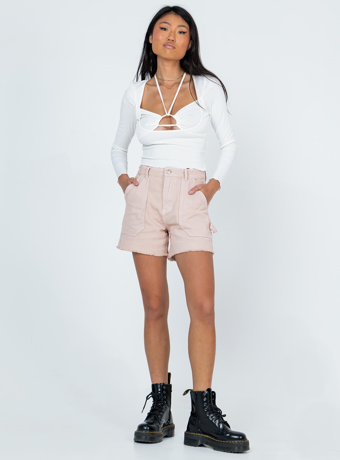 Hadley Mid Rise Shorts Beige-Vipp Girl