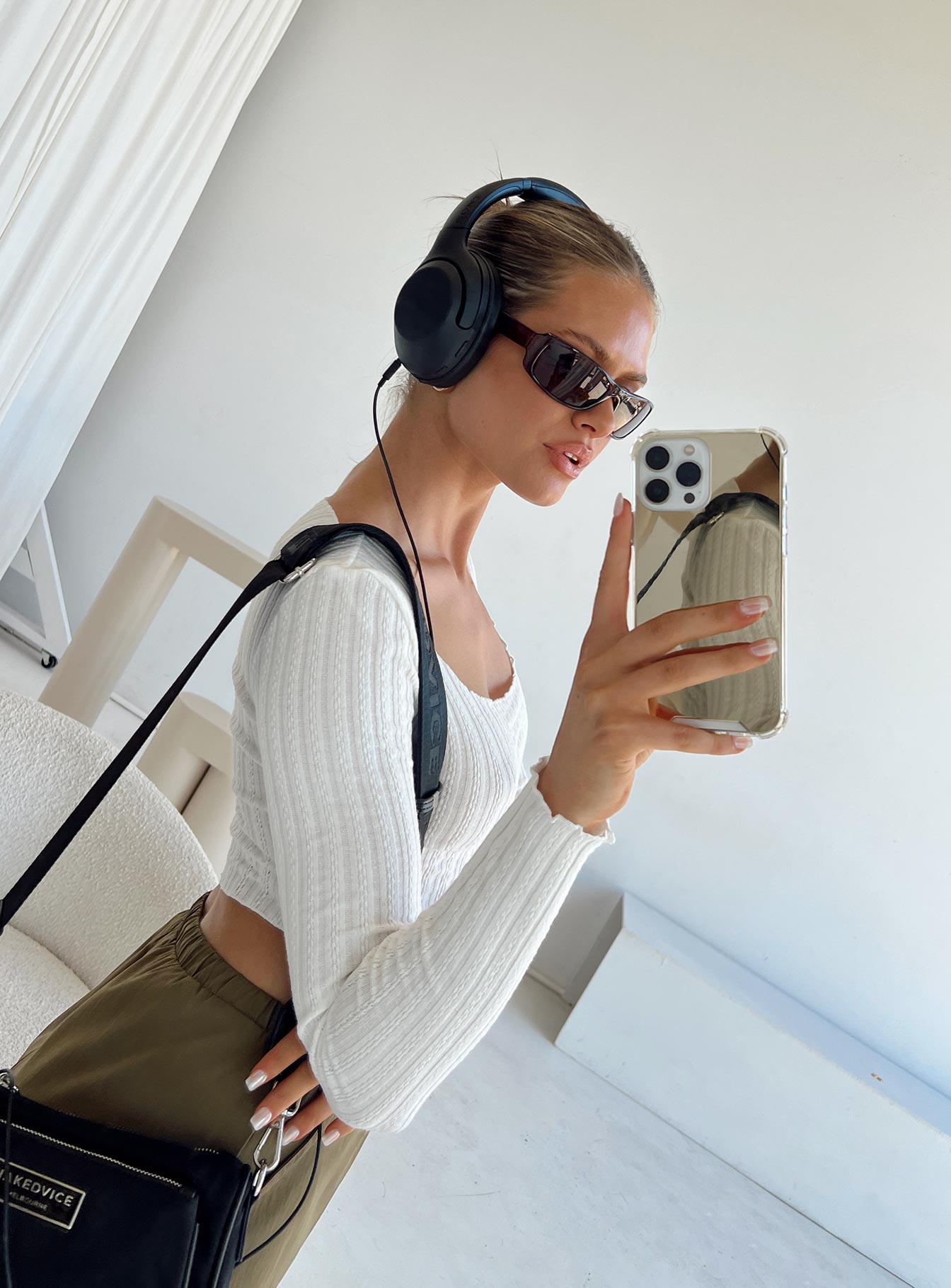 Leon Top White-Vipp Girl